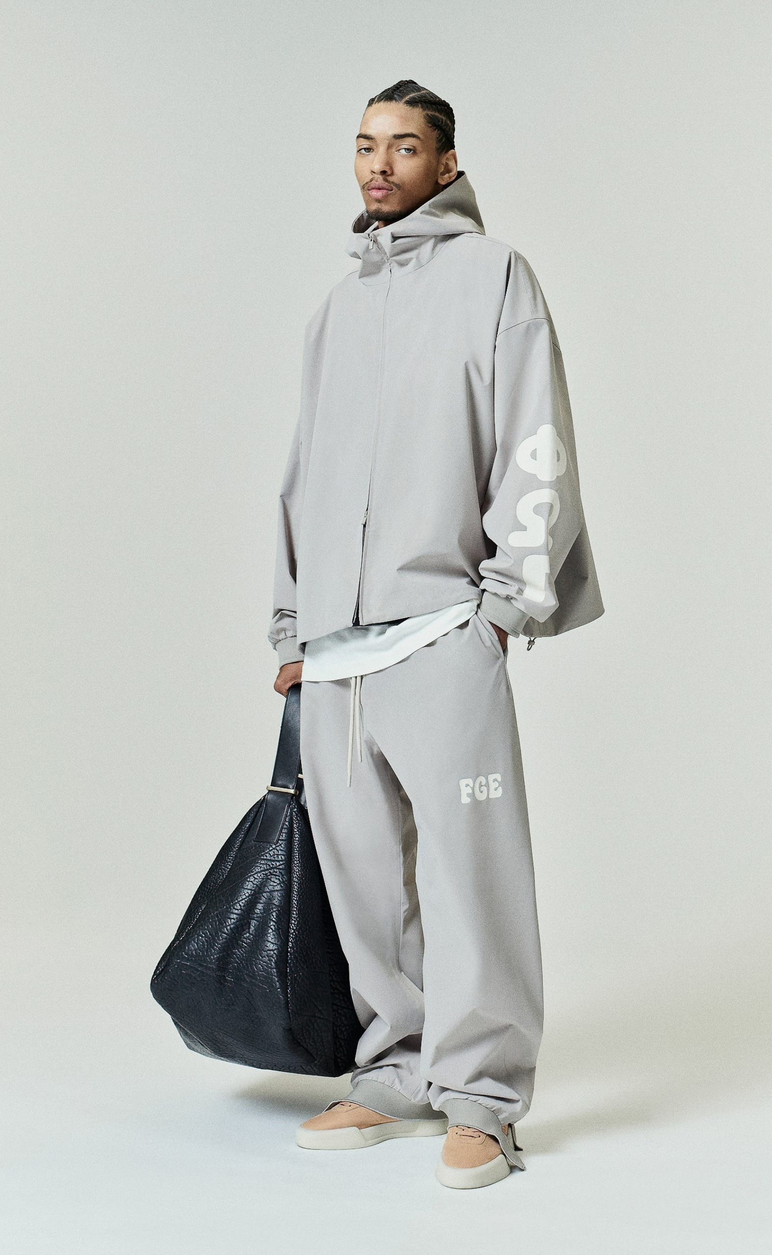 FULL ZIP HOODED ANORAK SEAL JACKET