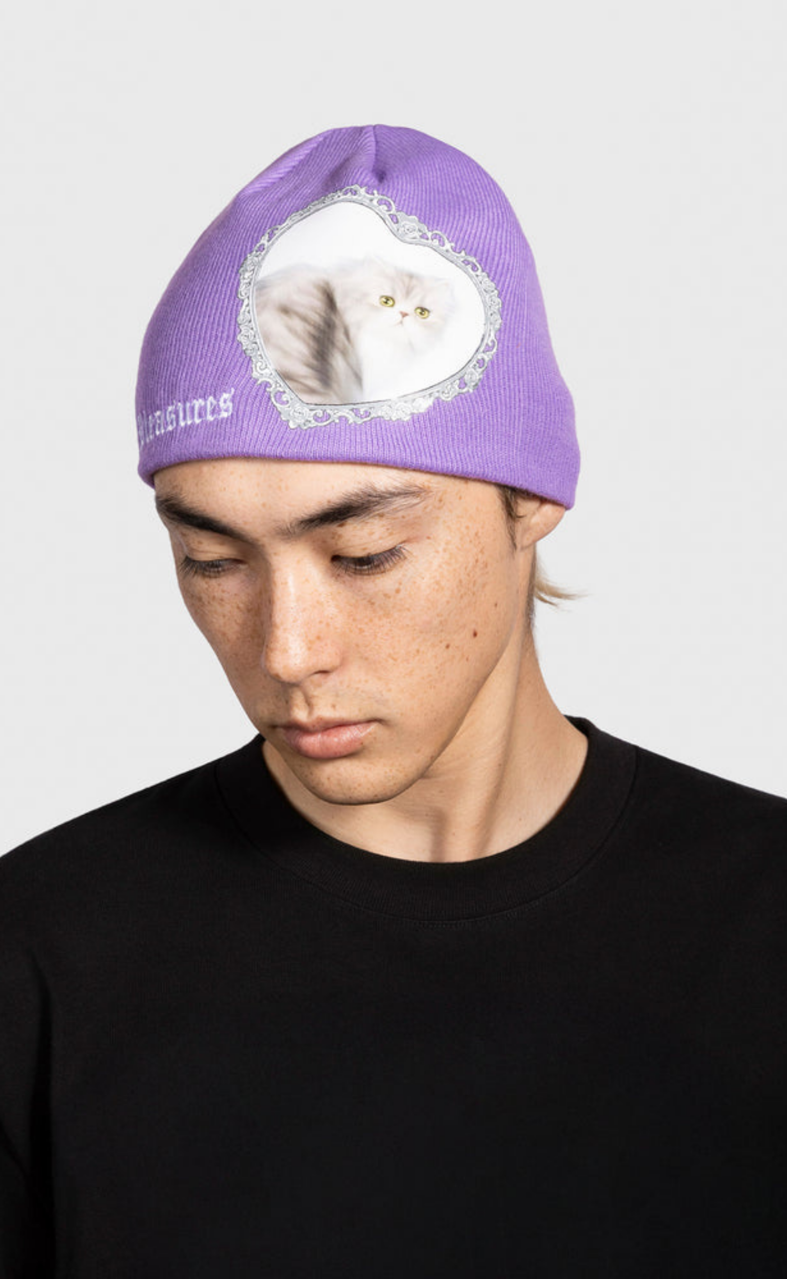 KITTY EGGPLANT BEANIE