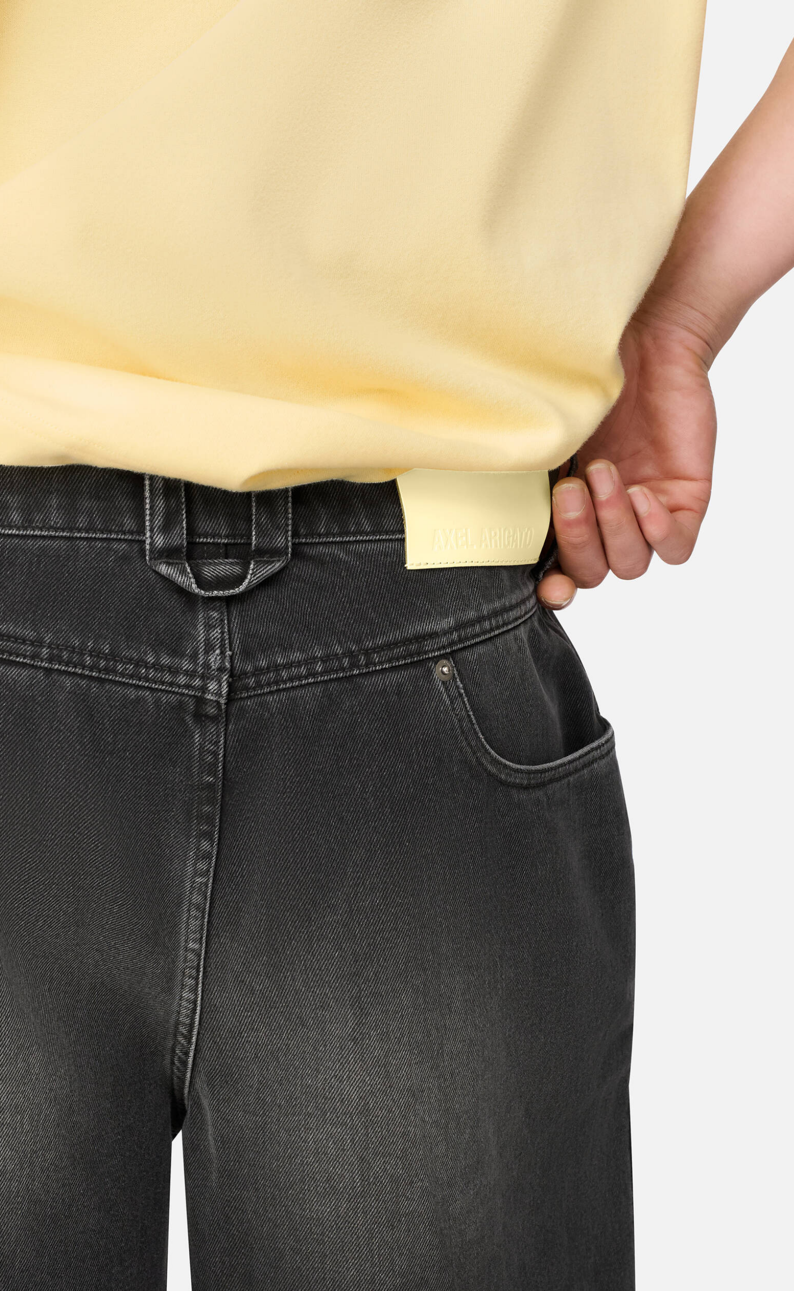 INVERT DENIM DARK GREY SHORTS