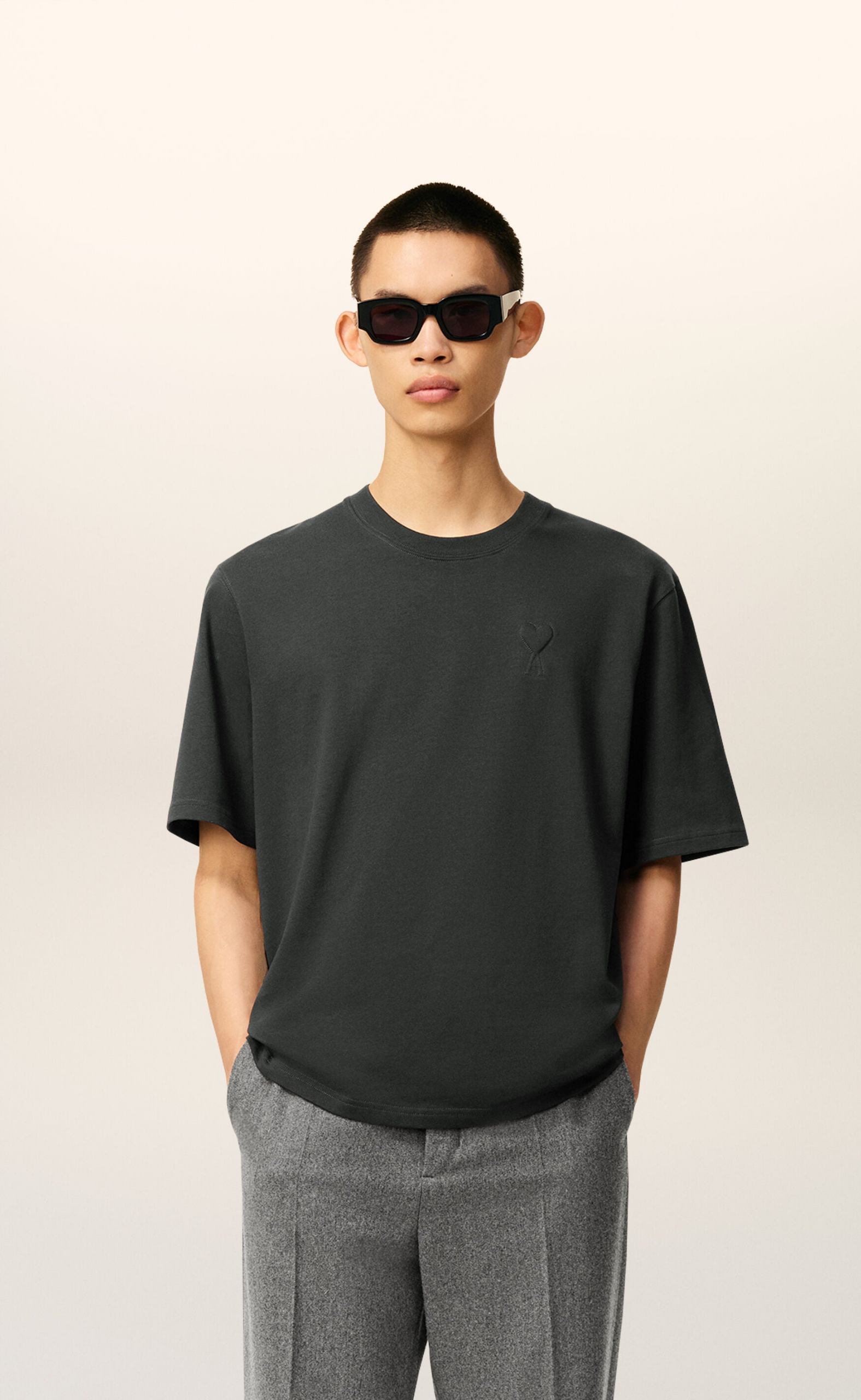 BIG ADC EMBOSSED ANTHRACITE T-SHIRT