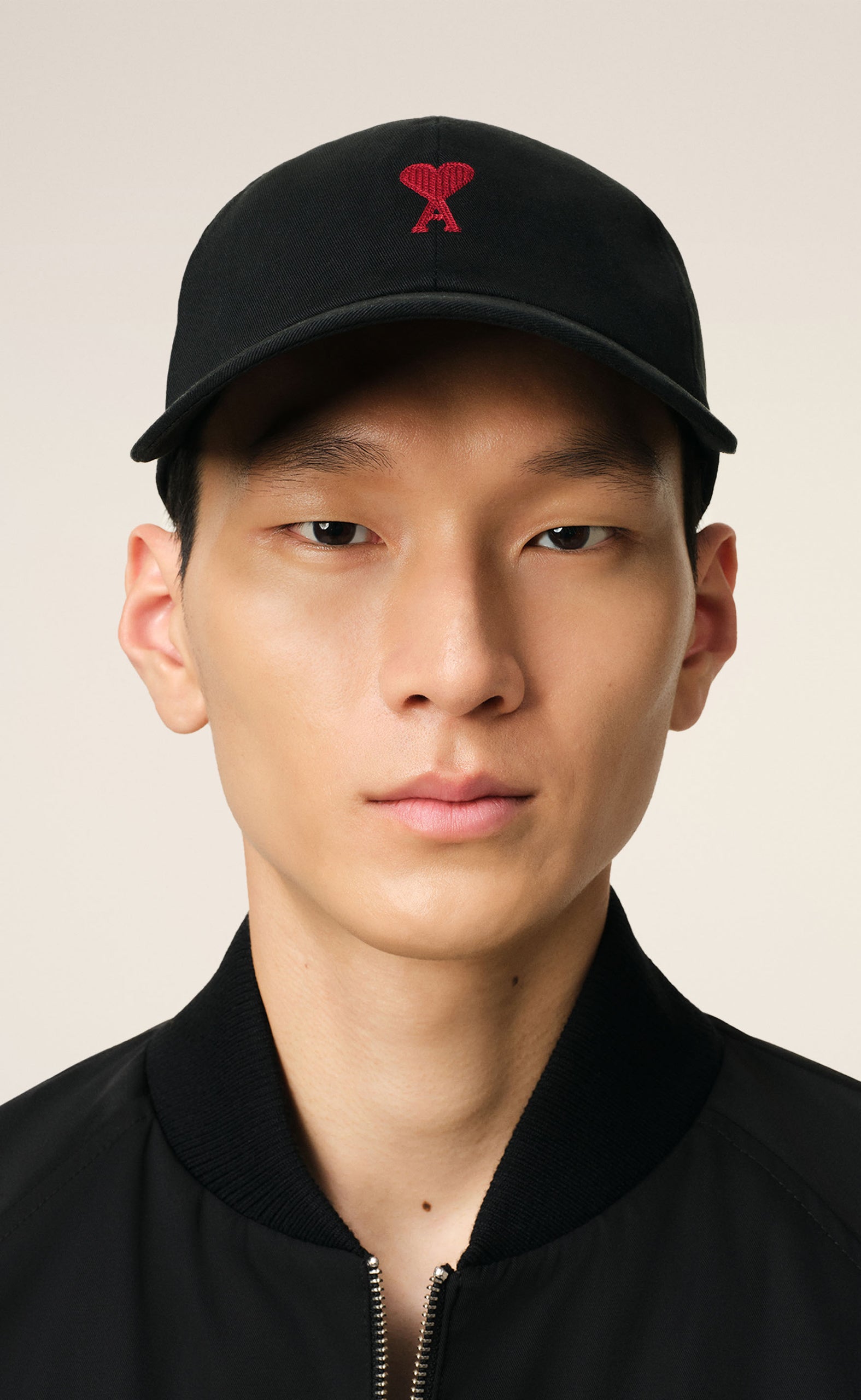 AMI DE COEUR RED EMBROIDERY BLACK HAT