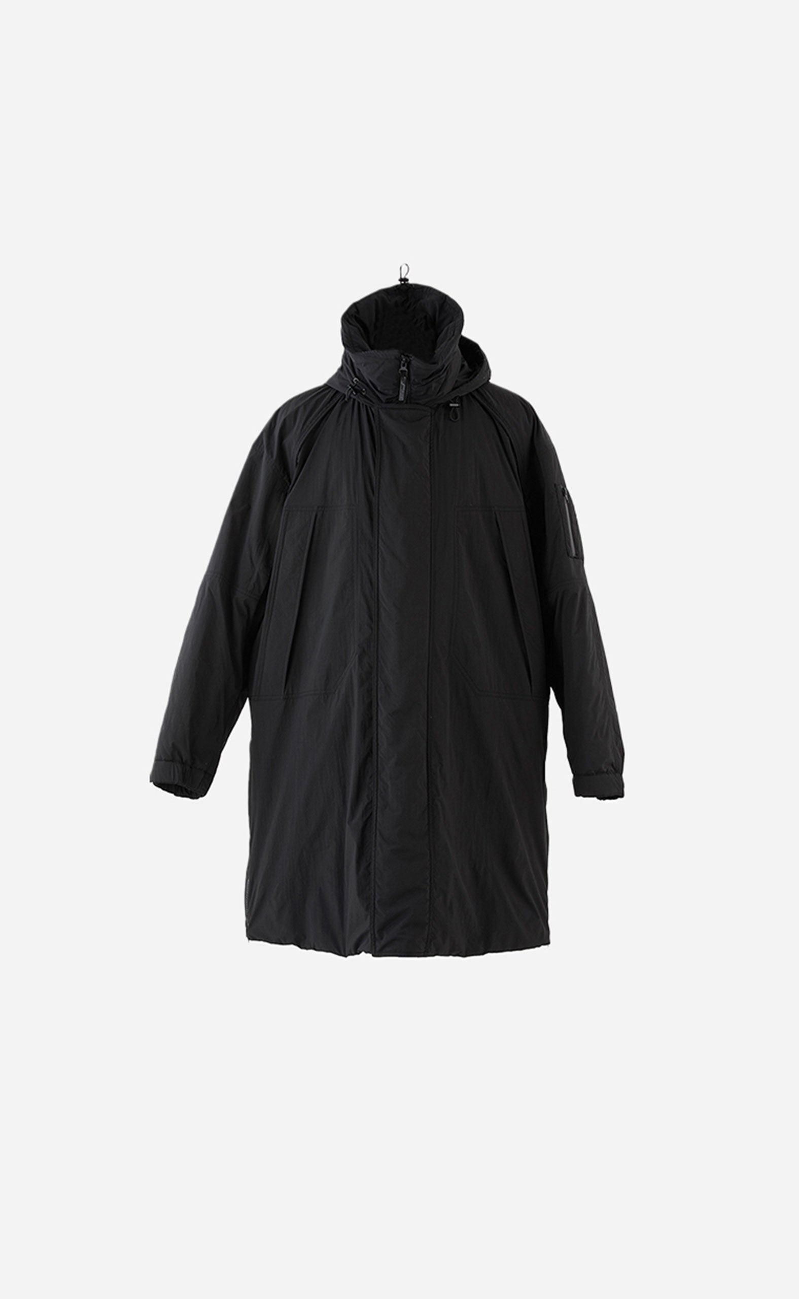 BLACK STAND COLLAR PRIMALOFT JUMPER
