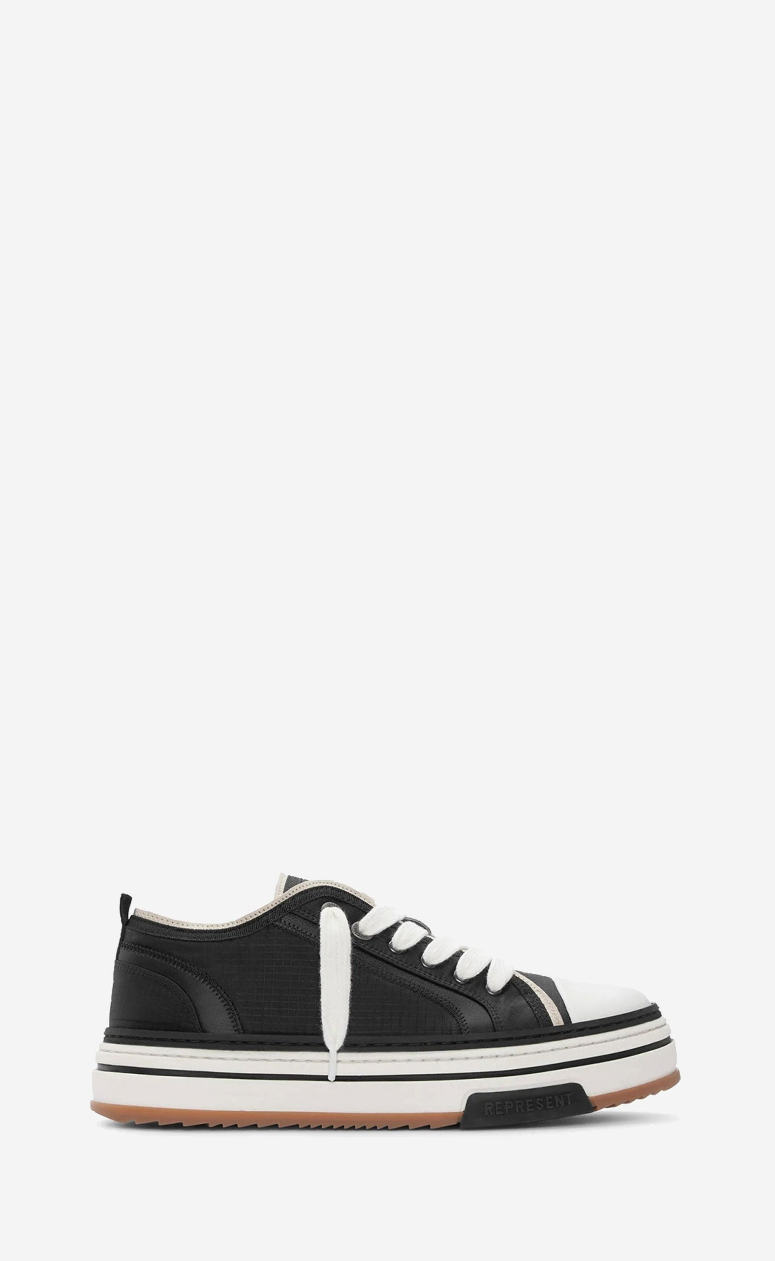 BLACK VINTAGE WHITE ALPHA X LOW SNEAKERS