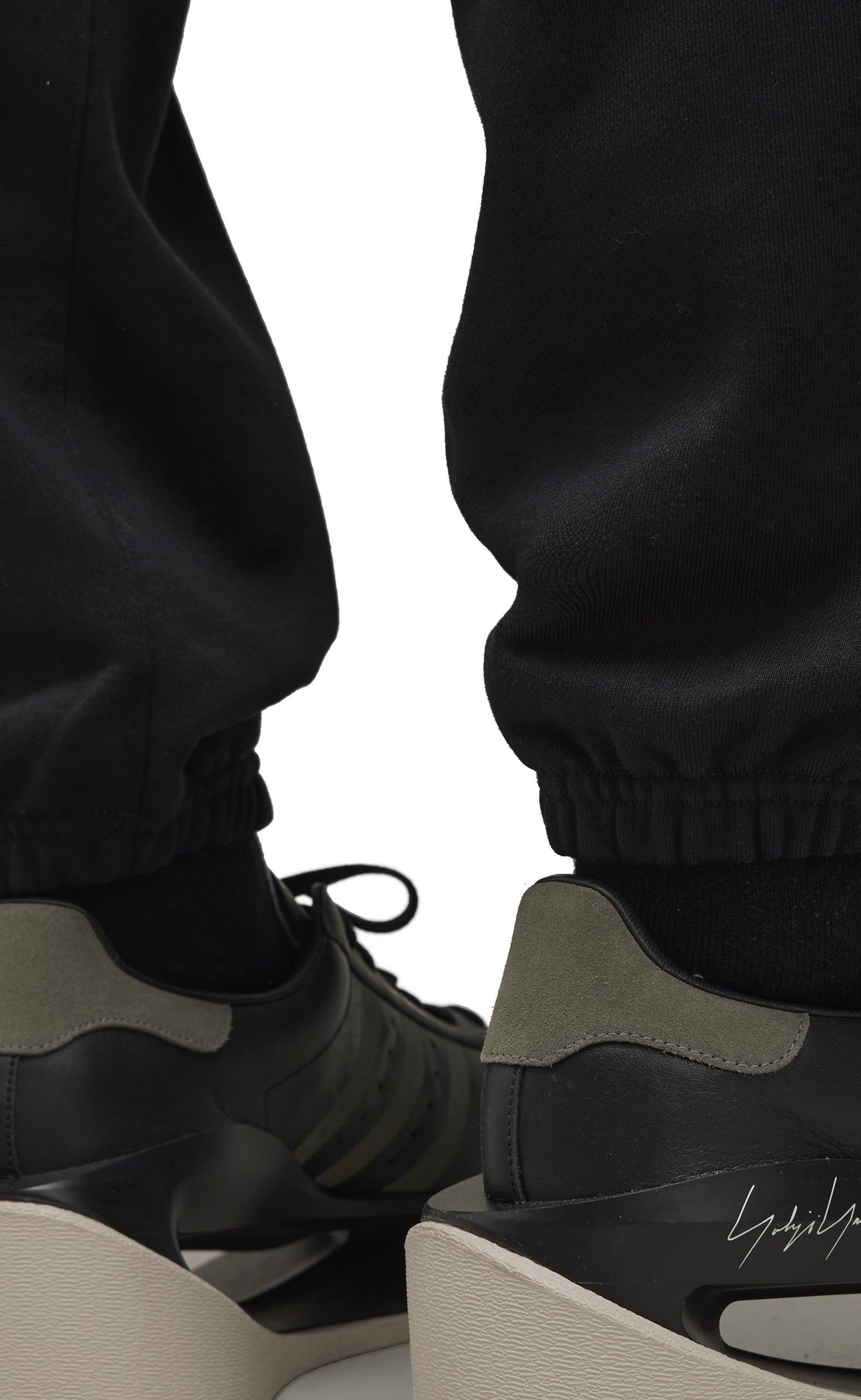 BRUSHED TERRY BLACK SWEATPANTS