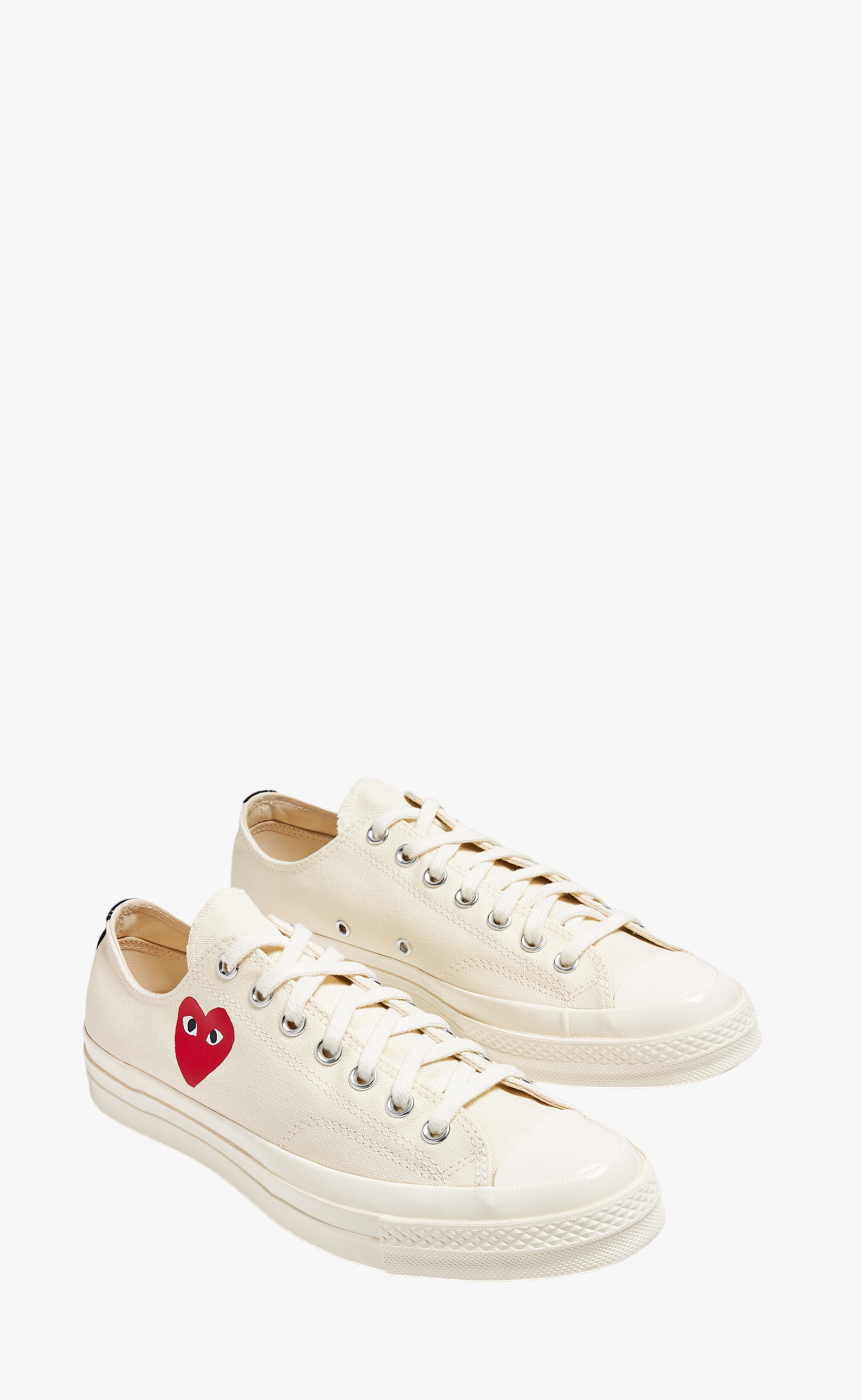 CONVERSE SMALL RED HEART LOW TOP BEIGE SNEAKER
