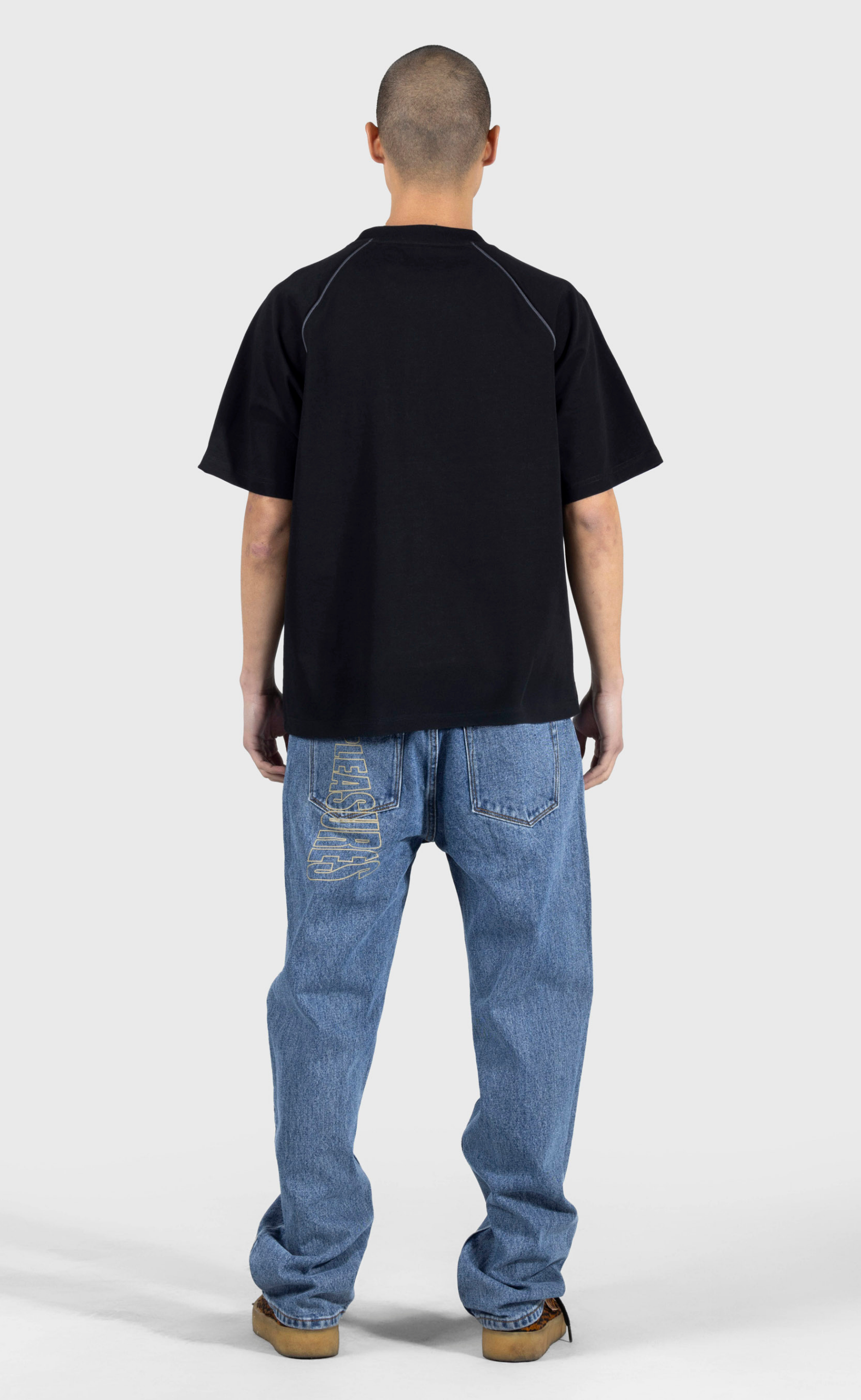 CRUMBLE HEAVYWEIGHT RAGLAN BLACK T-SHIRT