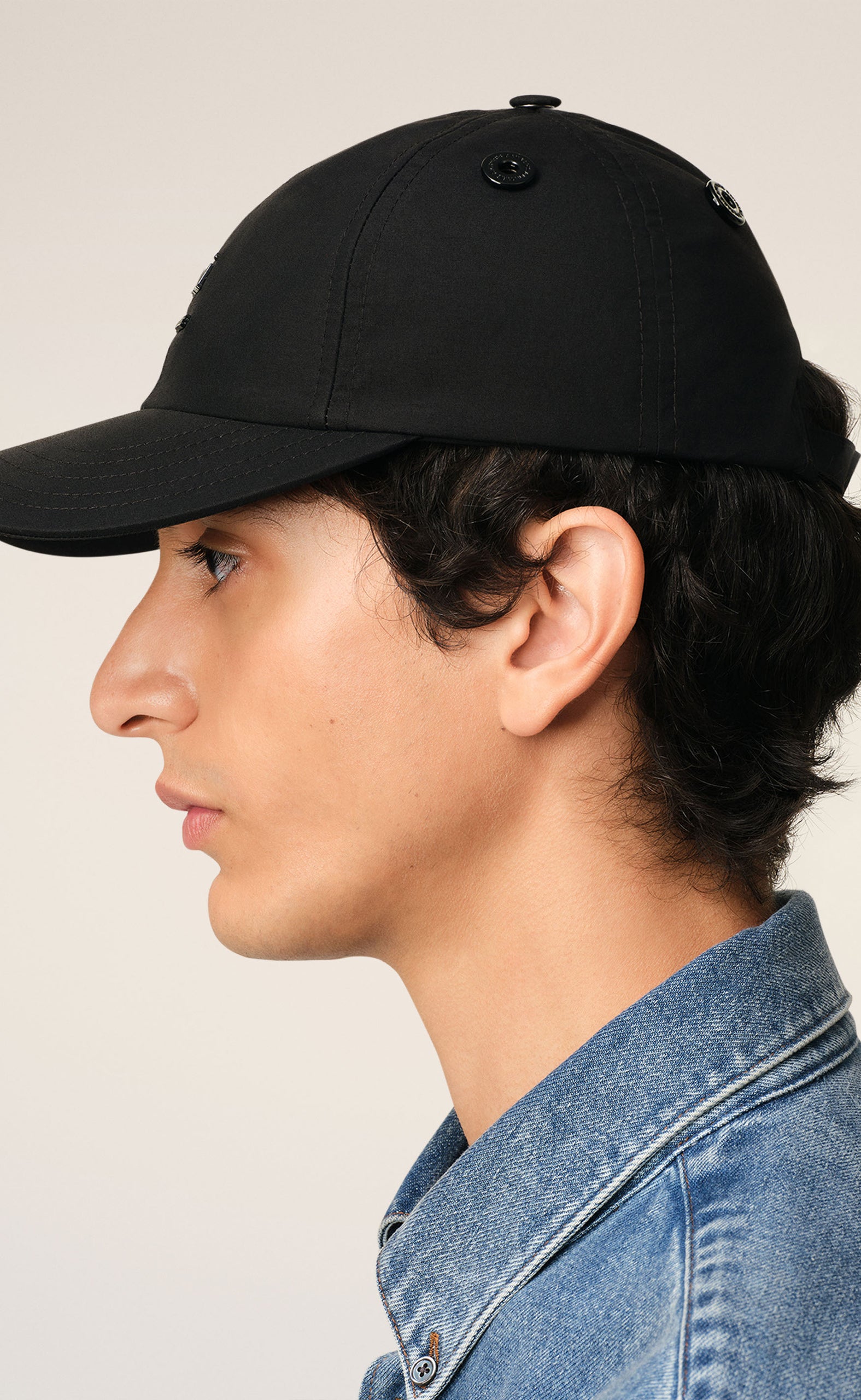 FRIEND BLACK HAT