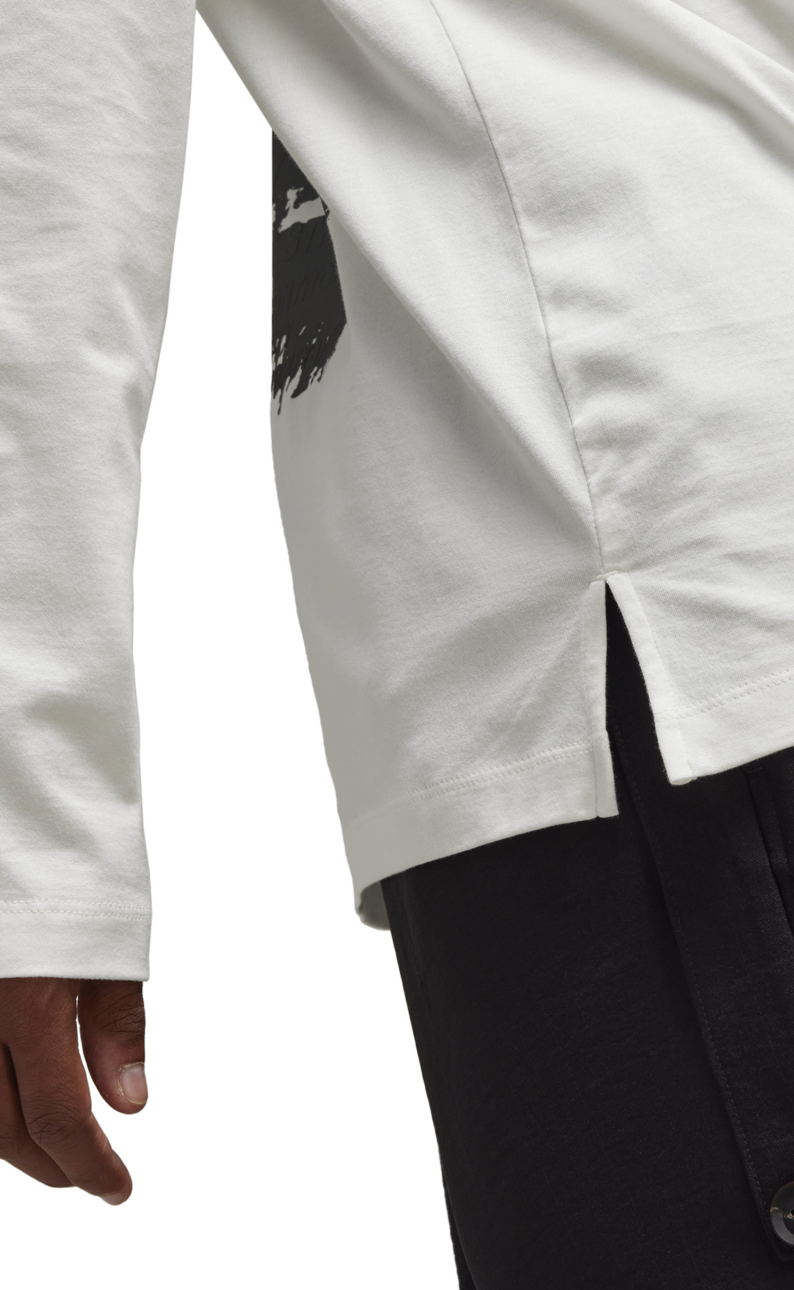 GRAPHIC LOGO WHITE LONGSLEEVE