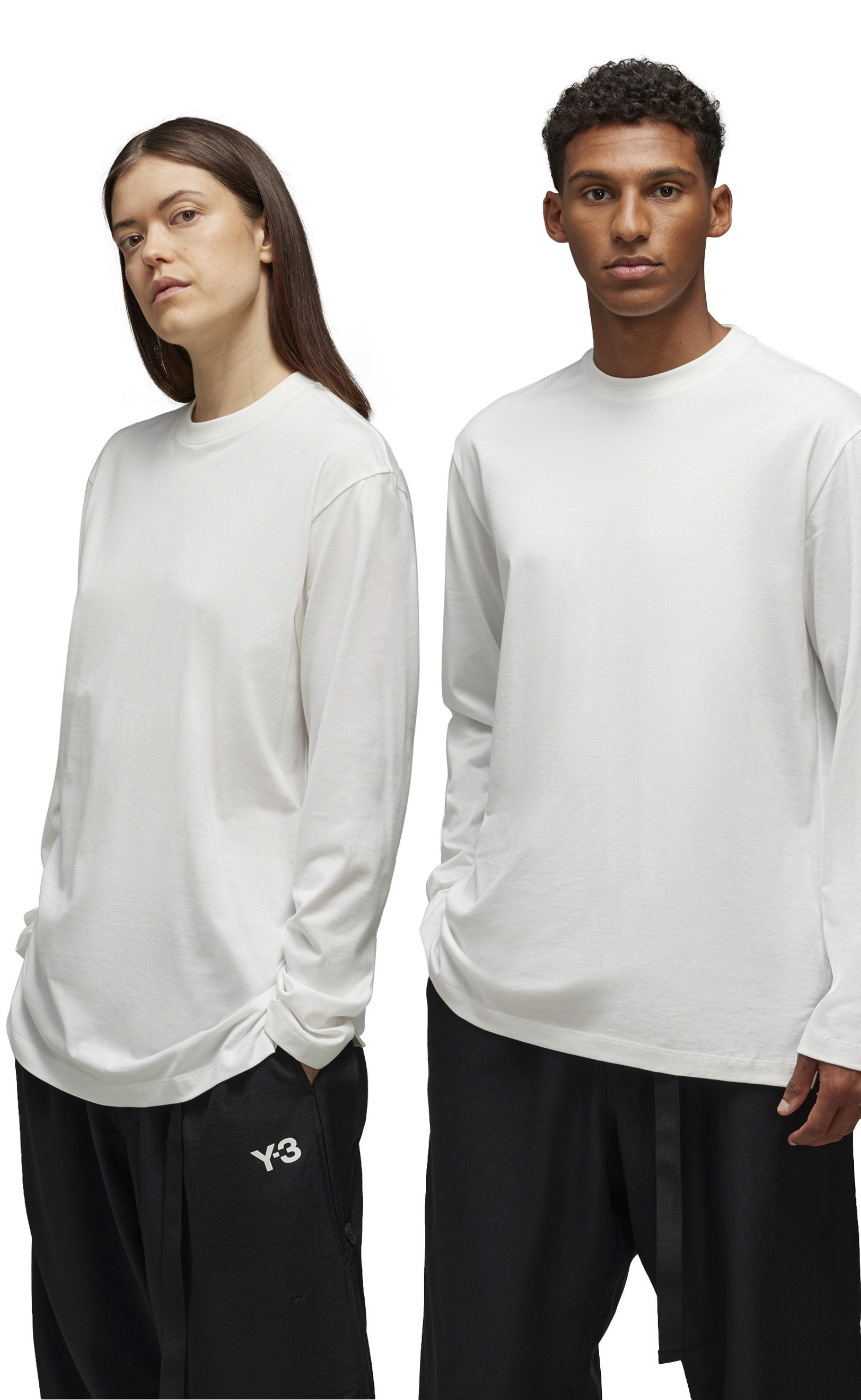 GRAPHIC LOGO WHITE LONGSLEEVE