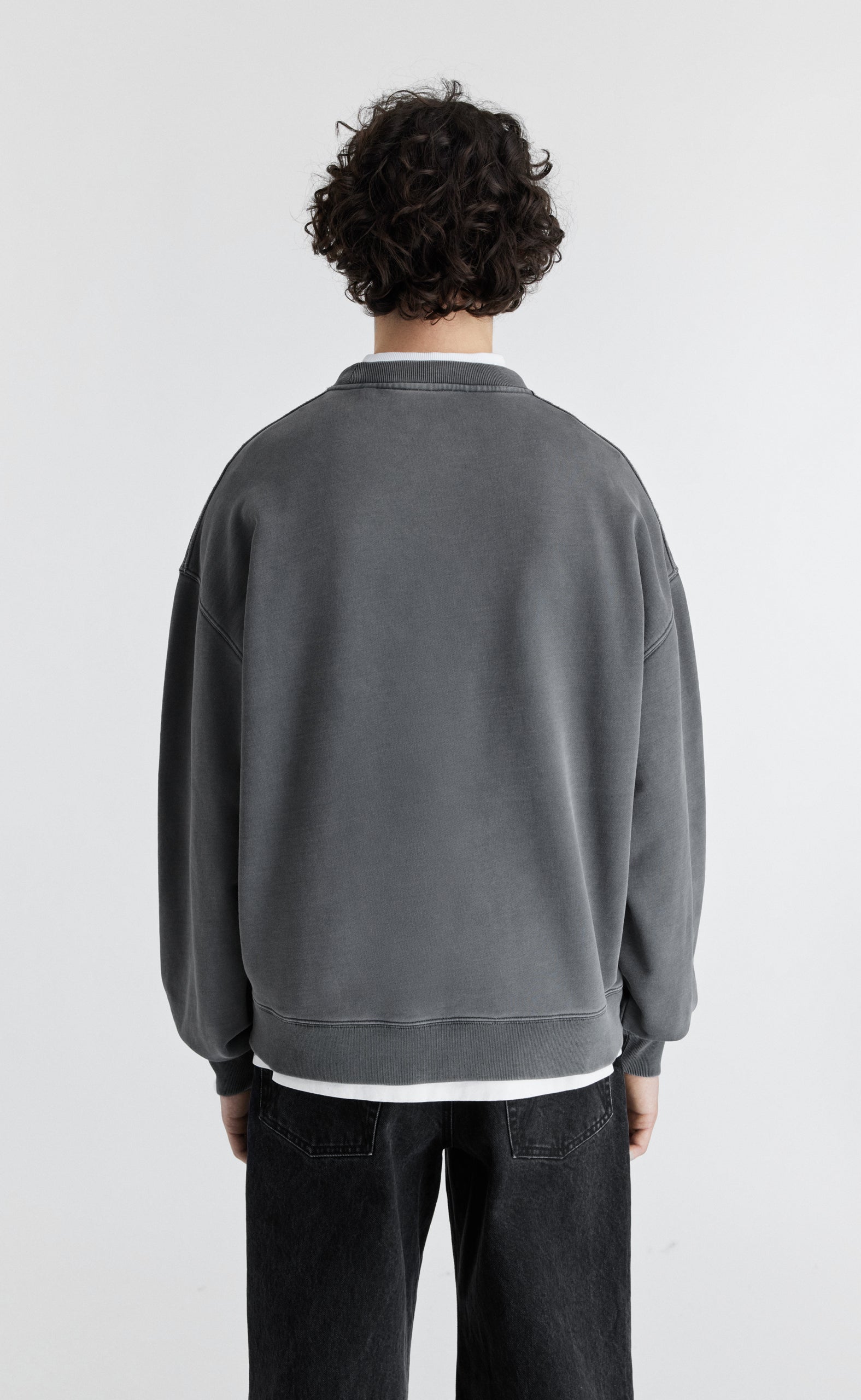 HONOR WASHED STEEL CREWNECK