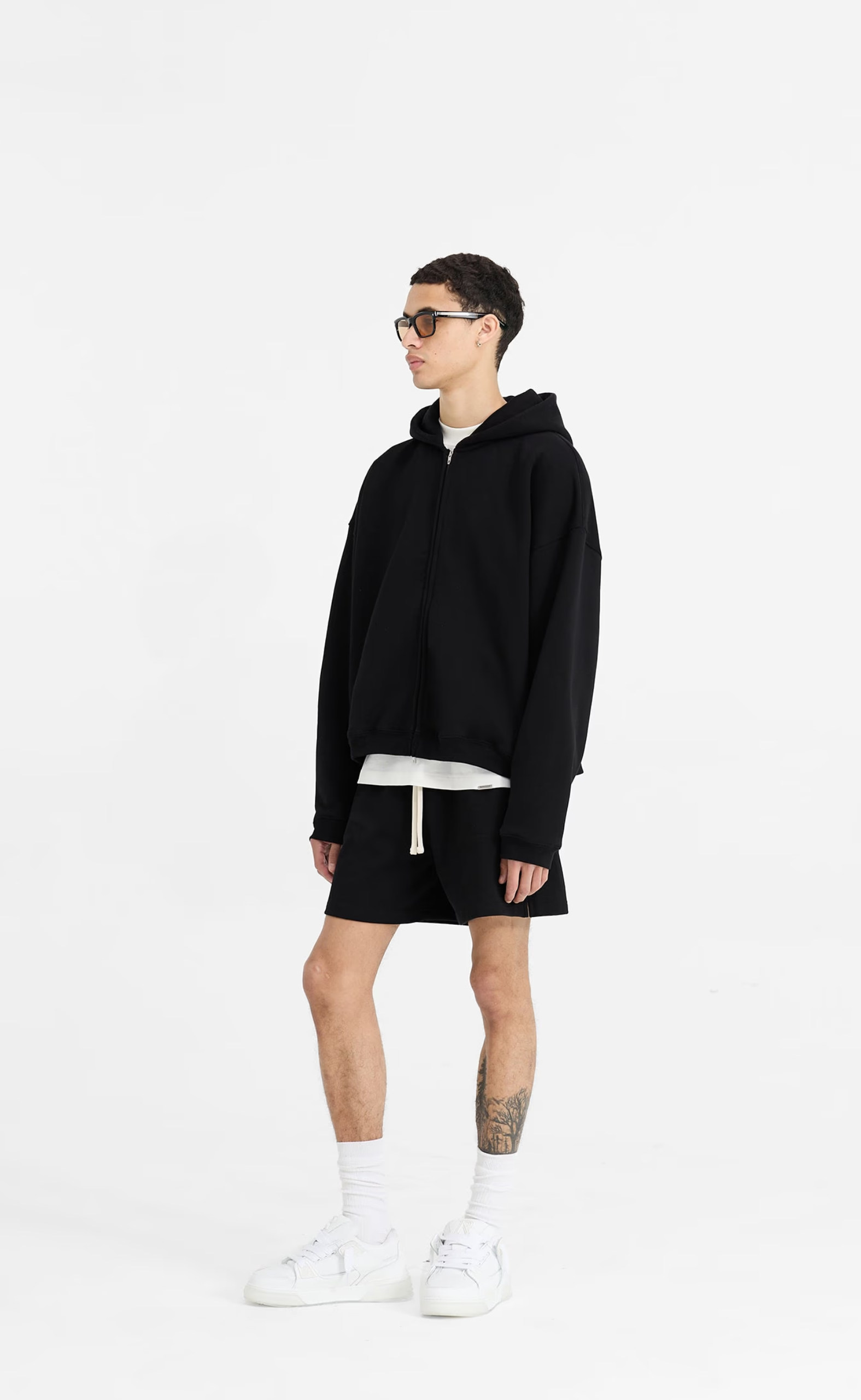 INITIAL BOXY OVERSIZED ZIP THROUGH BLACK HOODIE