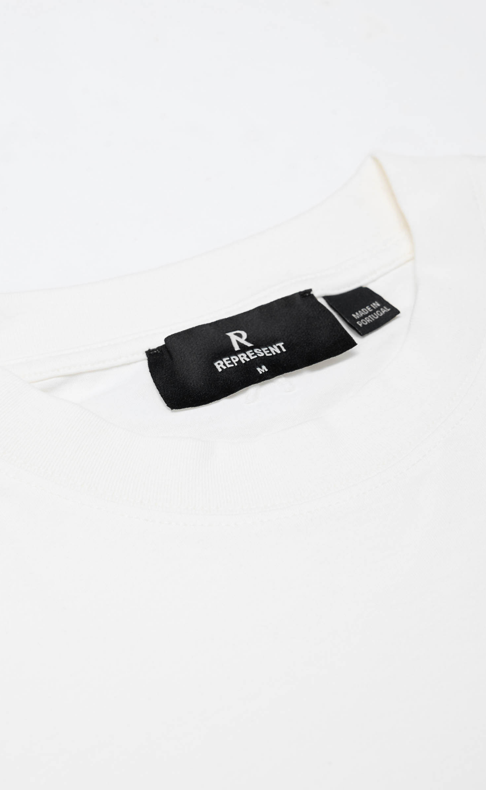 INITIAL OVERSIZED FLAT WIHTE T-SHIRT