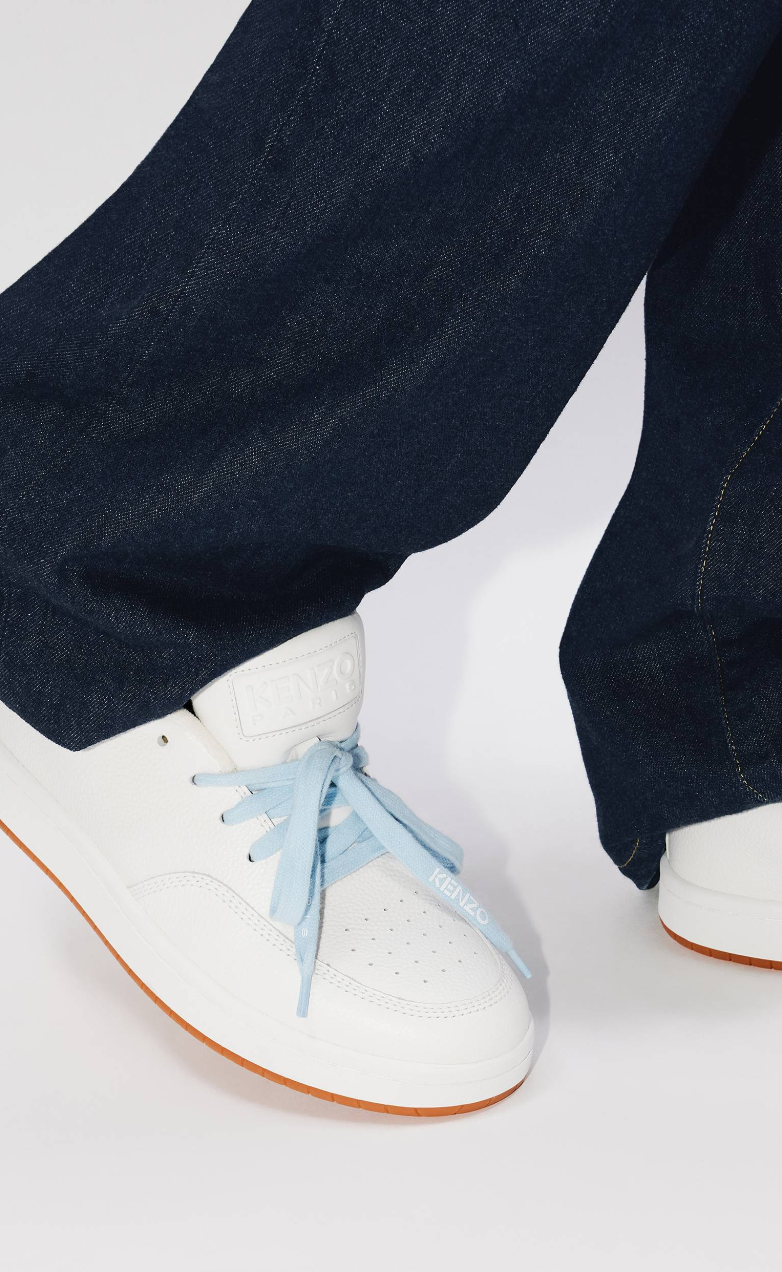 KENZO-DOME LOW TOP OFF WITH SNEAKERS