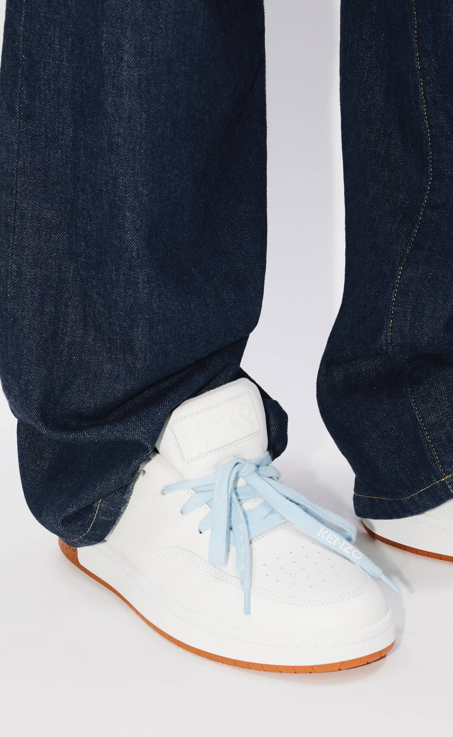KENZO-DOME LOW TOP OFF WITH SNEAKERS