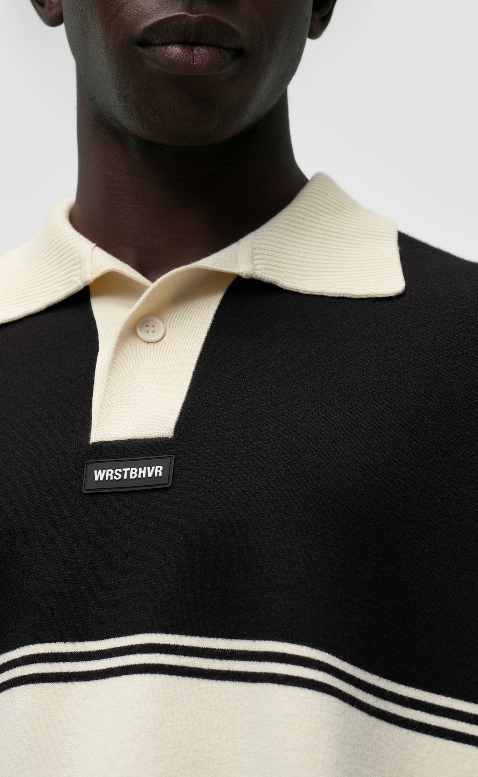 LEV POLO BLACK WHITE LONGSLEEVE