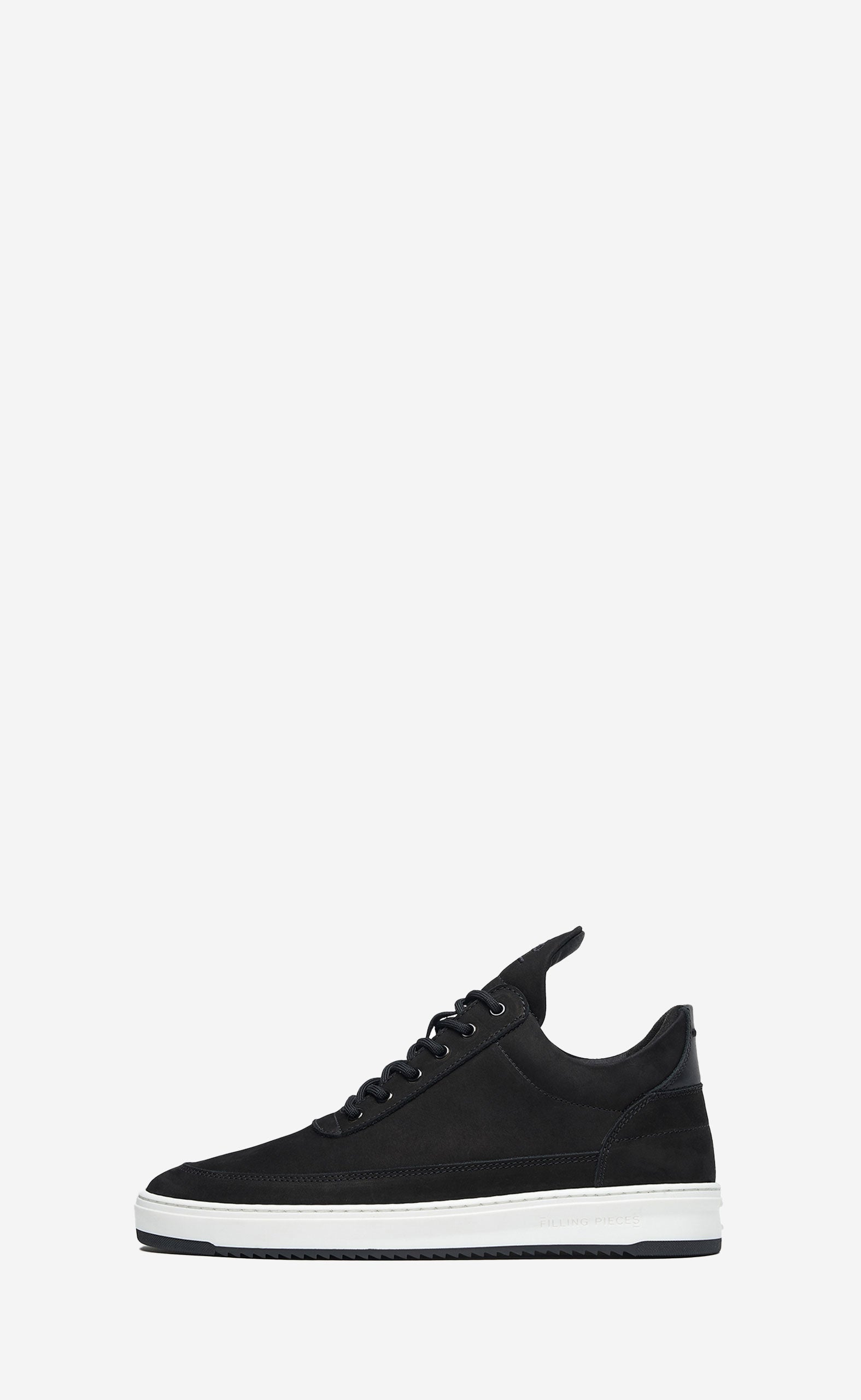 LOW TOP BASE BLACK