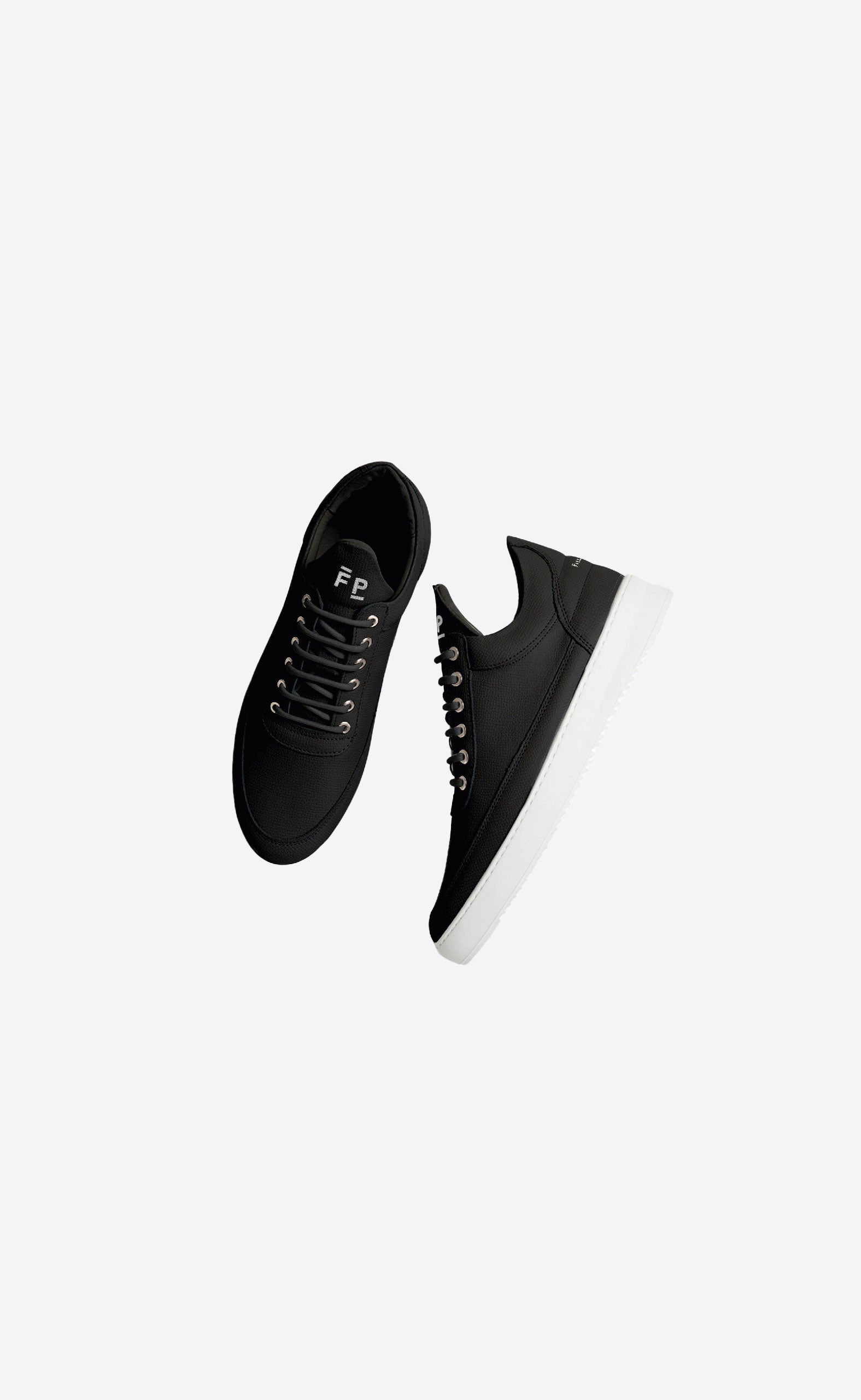 LOW TOP CRUMBS BLACK