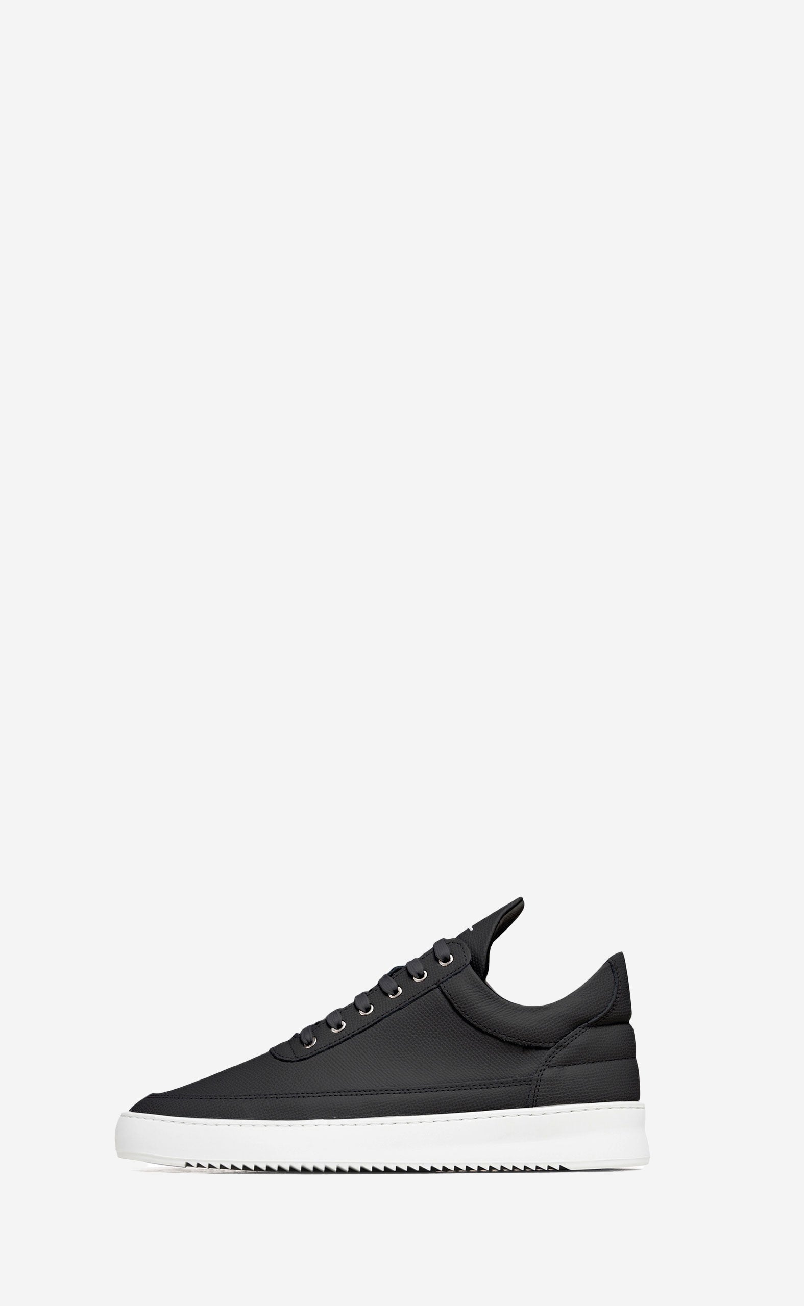 LOW TOP CRUMBS BLACK