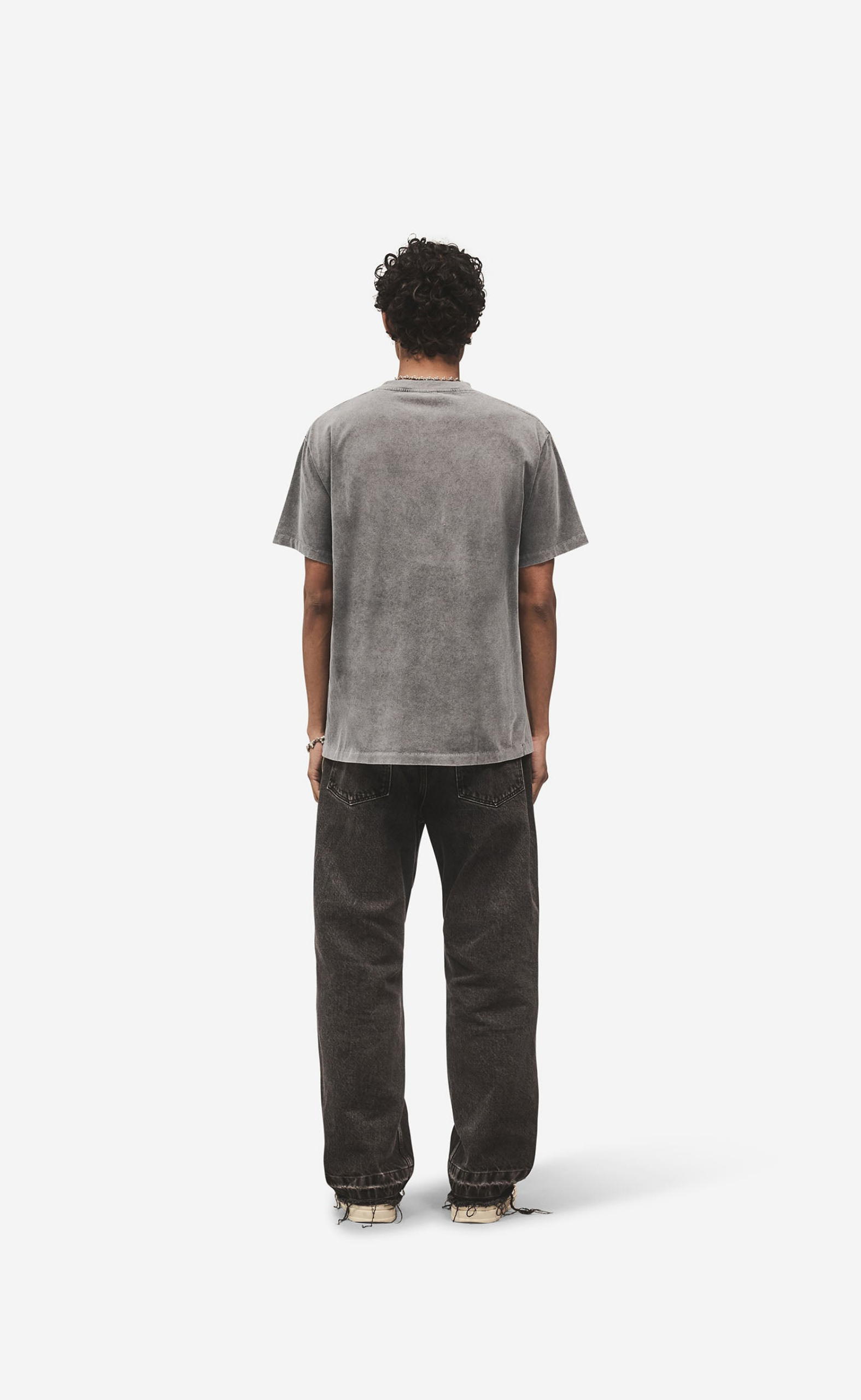 METAL INITIAL R VINTAHE GREY T-SHIRT