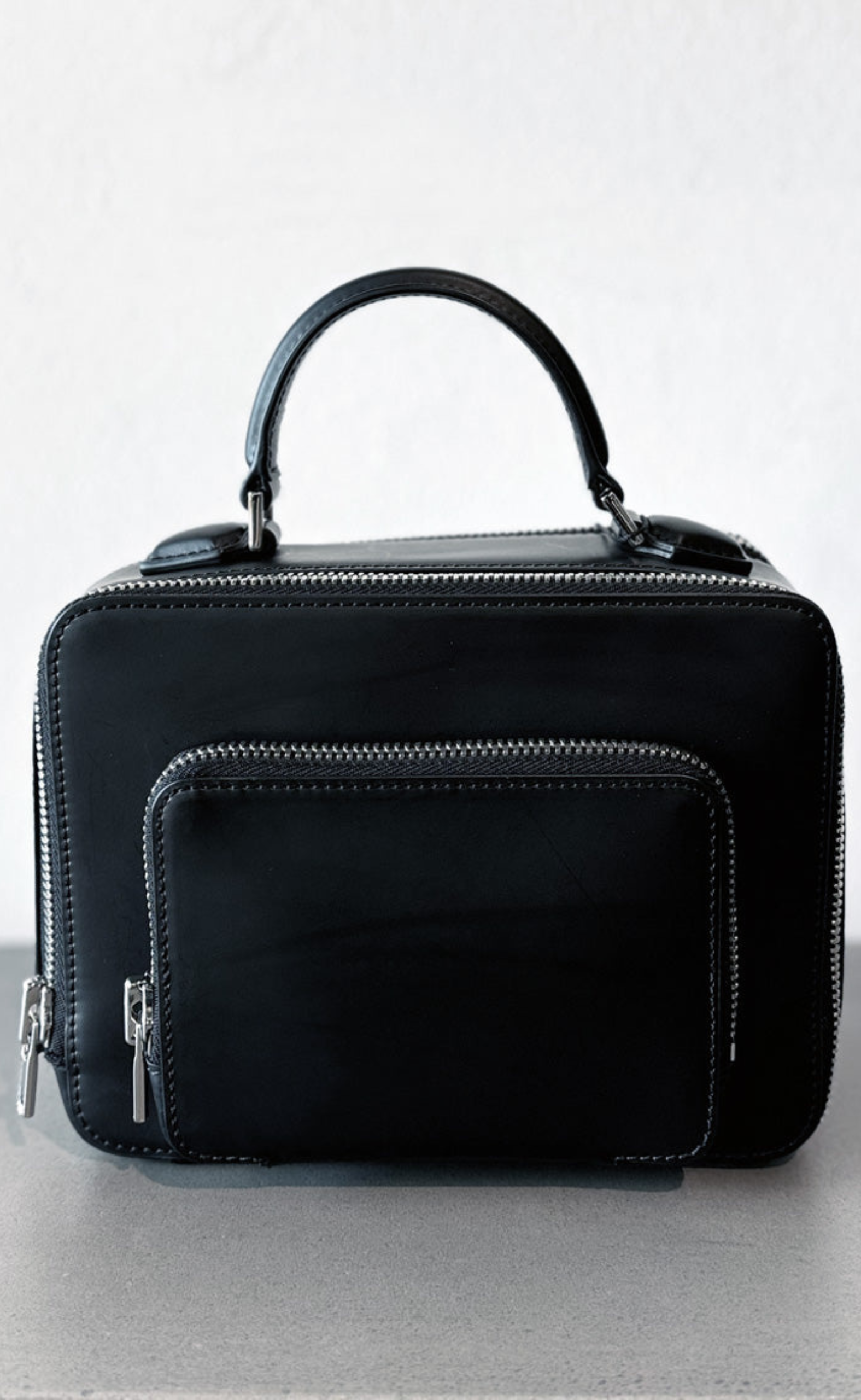 MONSTER SQUARE MEDIUM BLACK BAG