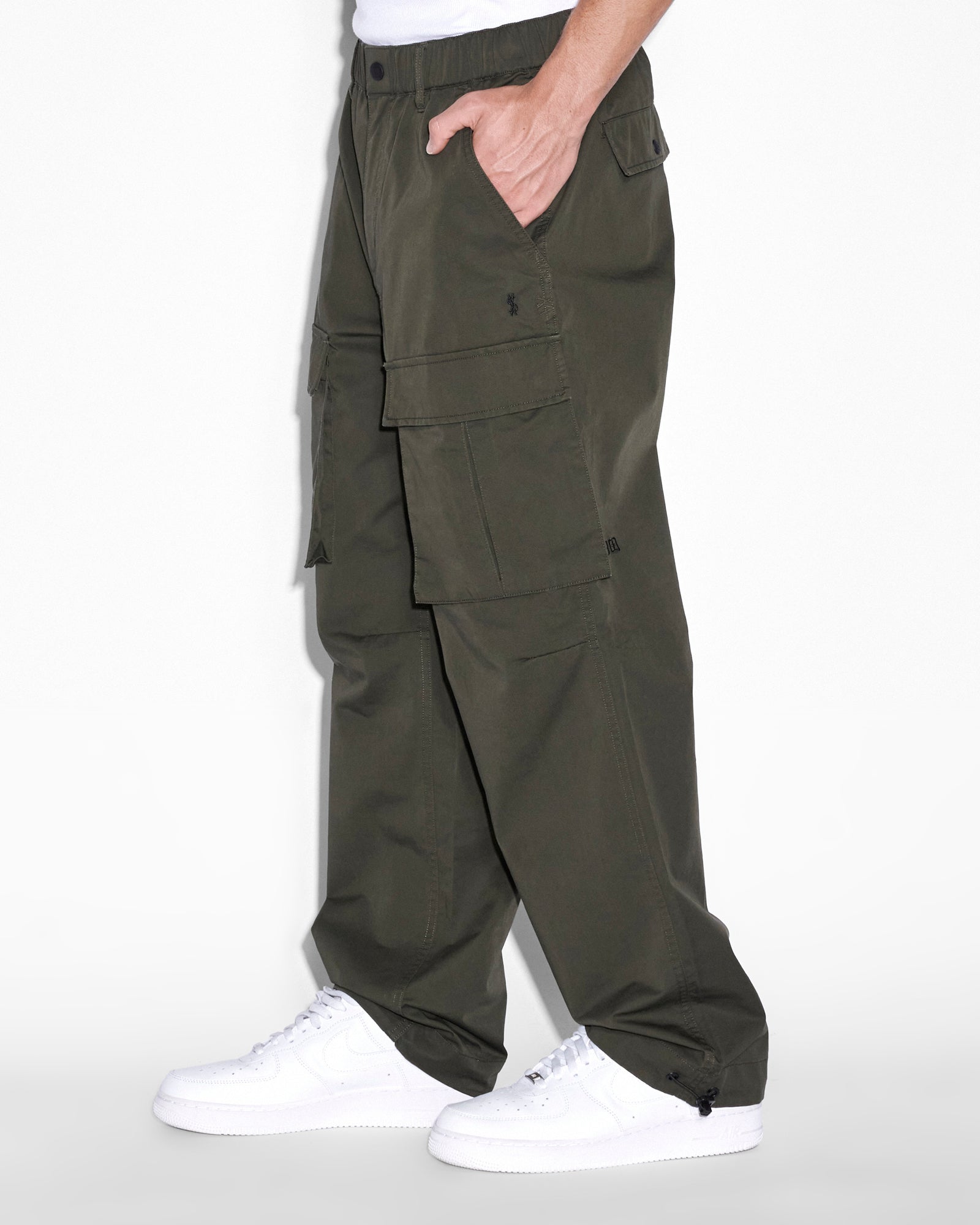 FUGITIVE CARGO DARK FANATSY BLACK PANTS