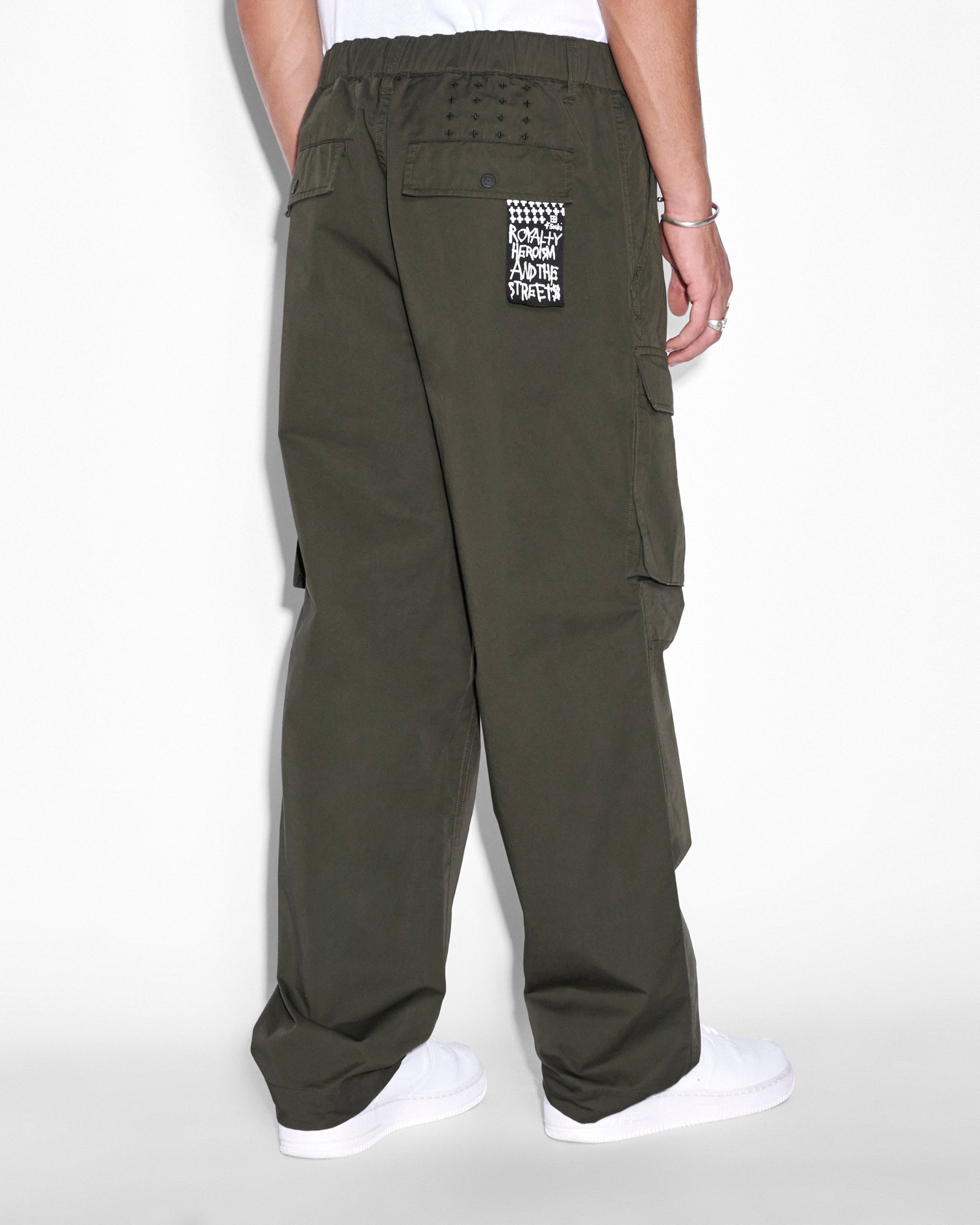 FUGITIVE CARGO DARK FANATSY BLACK PANTS