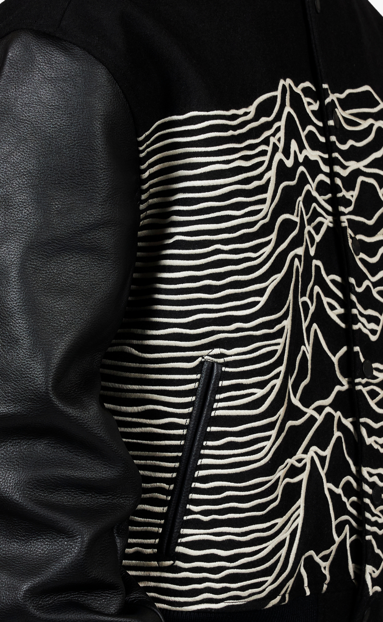 UNKNOWN PLEASURES VARSITY