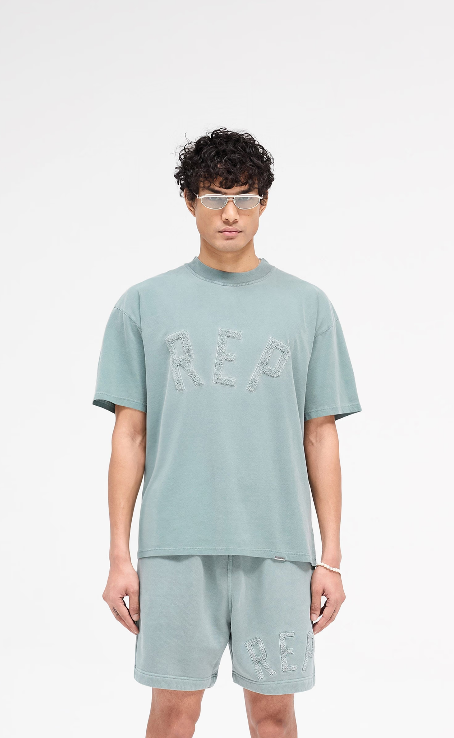 REP APPLIQUE FOREST GREEN T-SHIRT