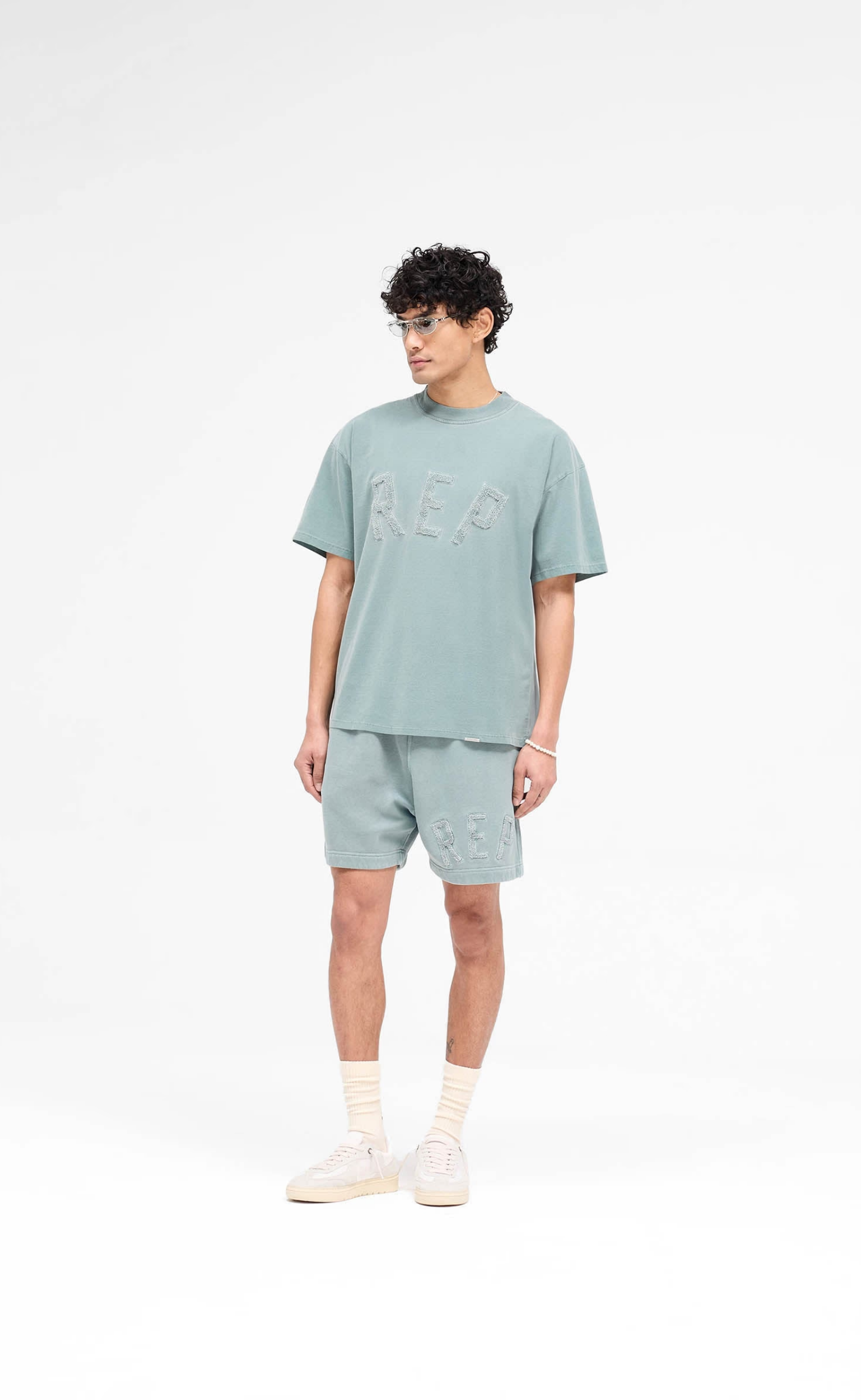 REP APPLIQUE FOREST GREEN T-SHIRT