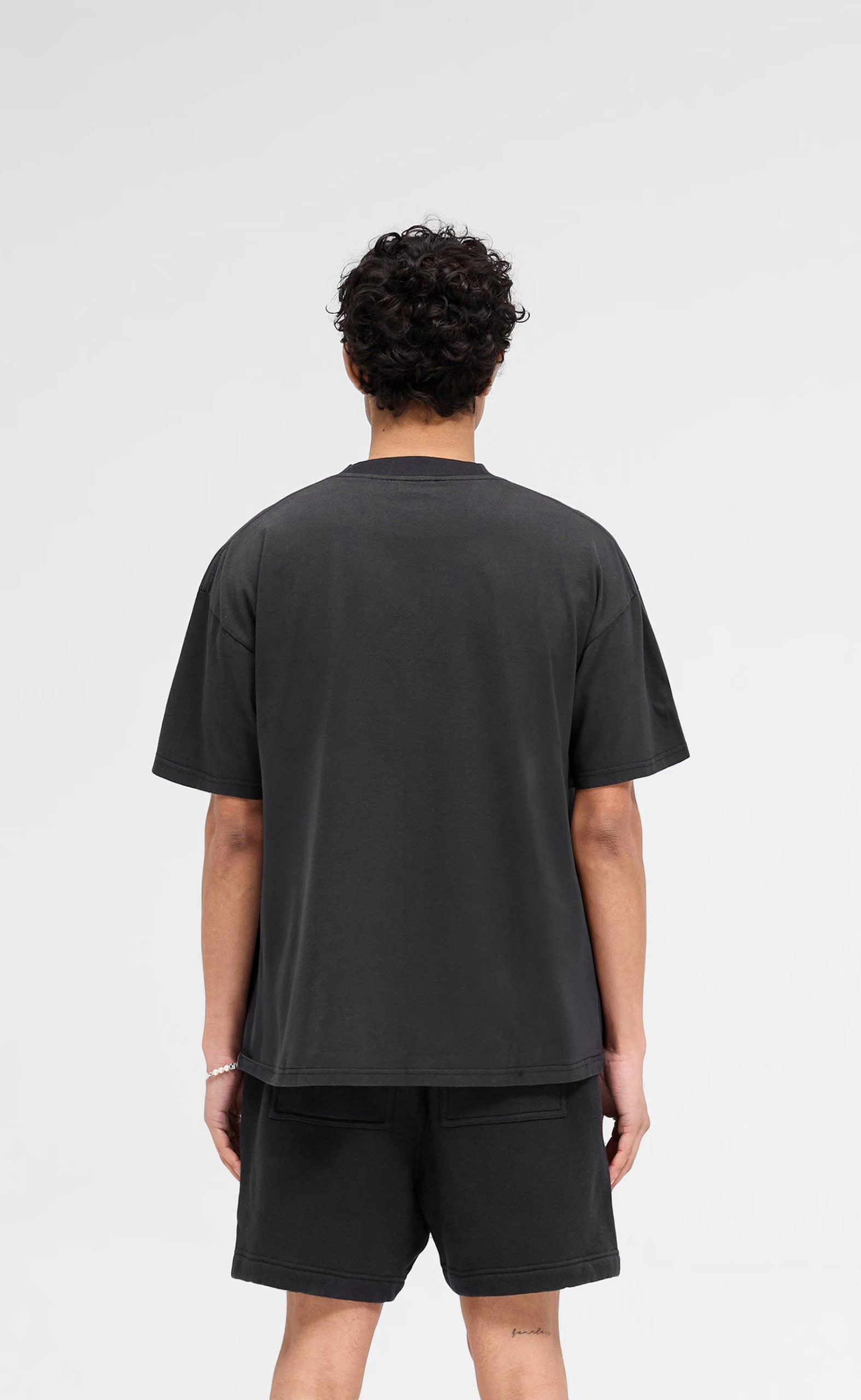 REP APPLIQUE JET BLACK T-SHIRT