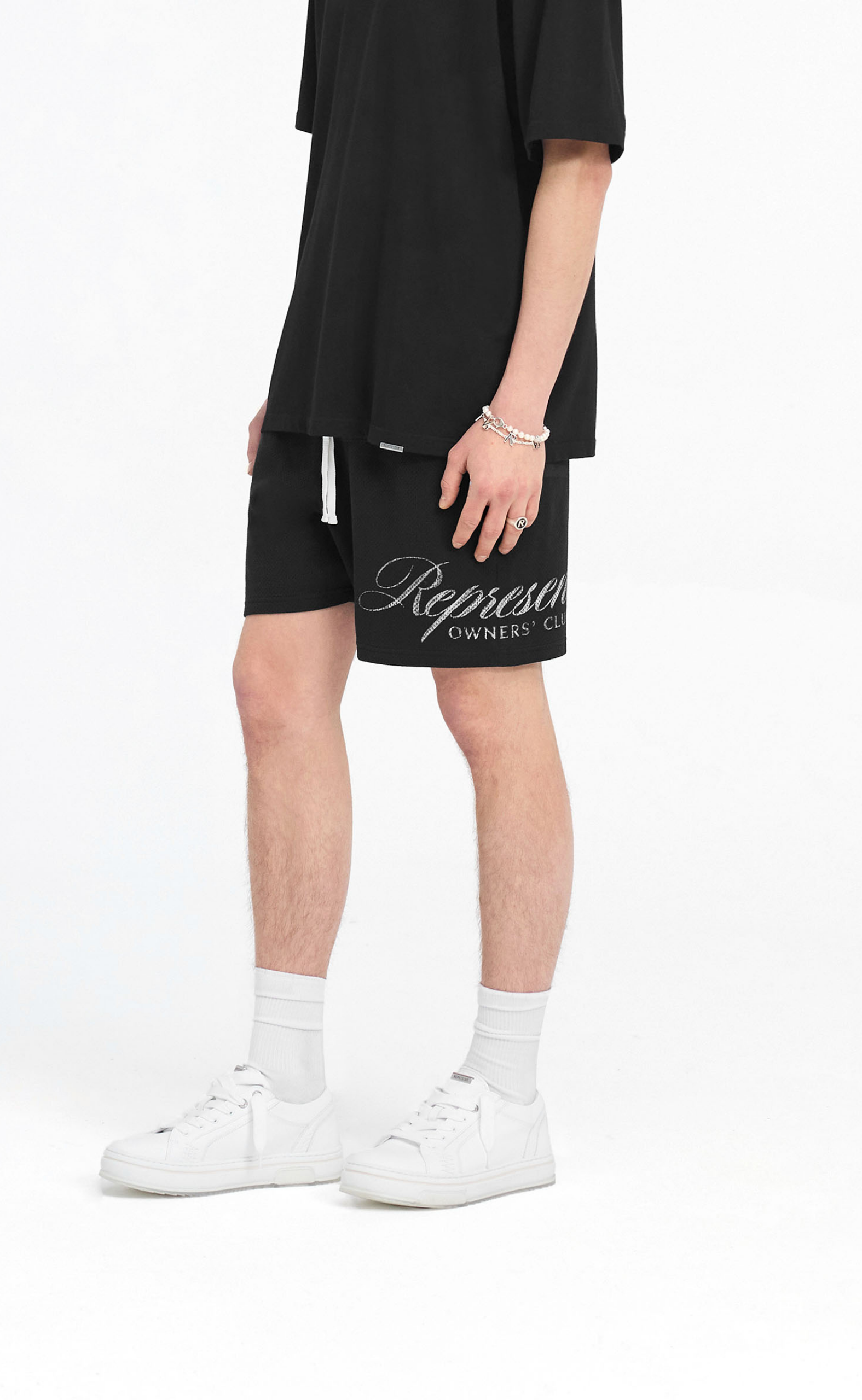 REPRESENT OWNERS CLUB SCRIPT BLACK T-SHIRT