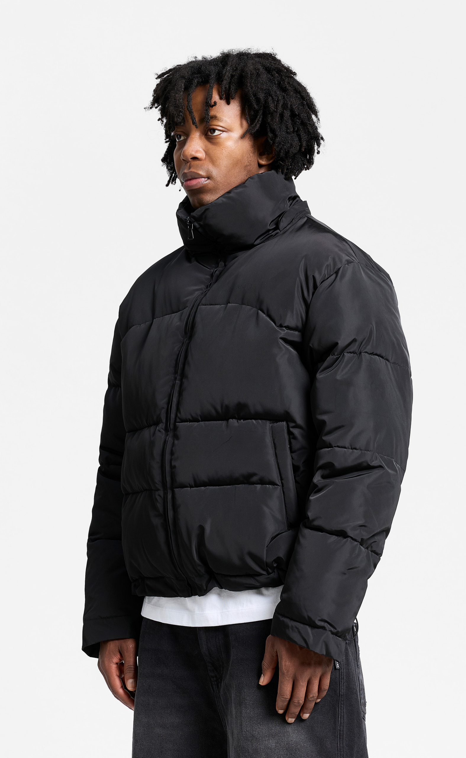 RETERNITY PUFFER BLACK JACKET