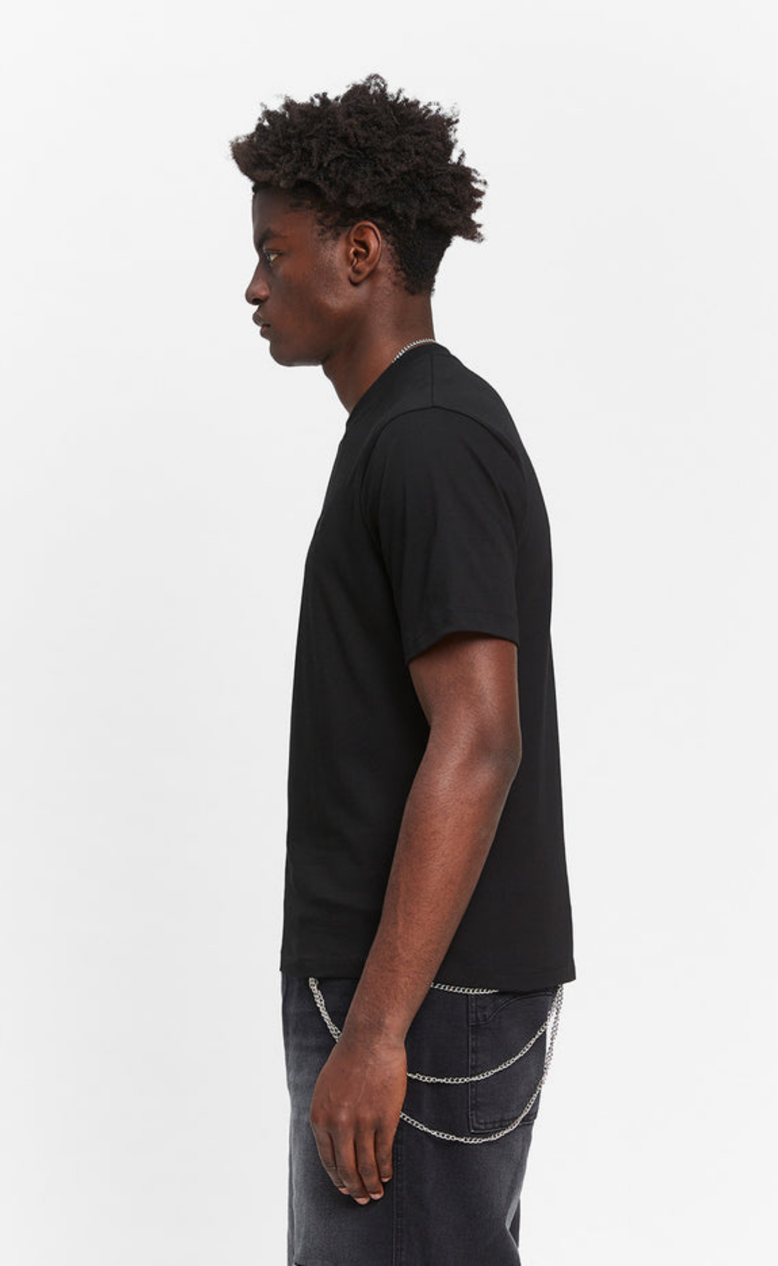 SIGNE FITTED BLACK T-SHIRT