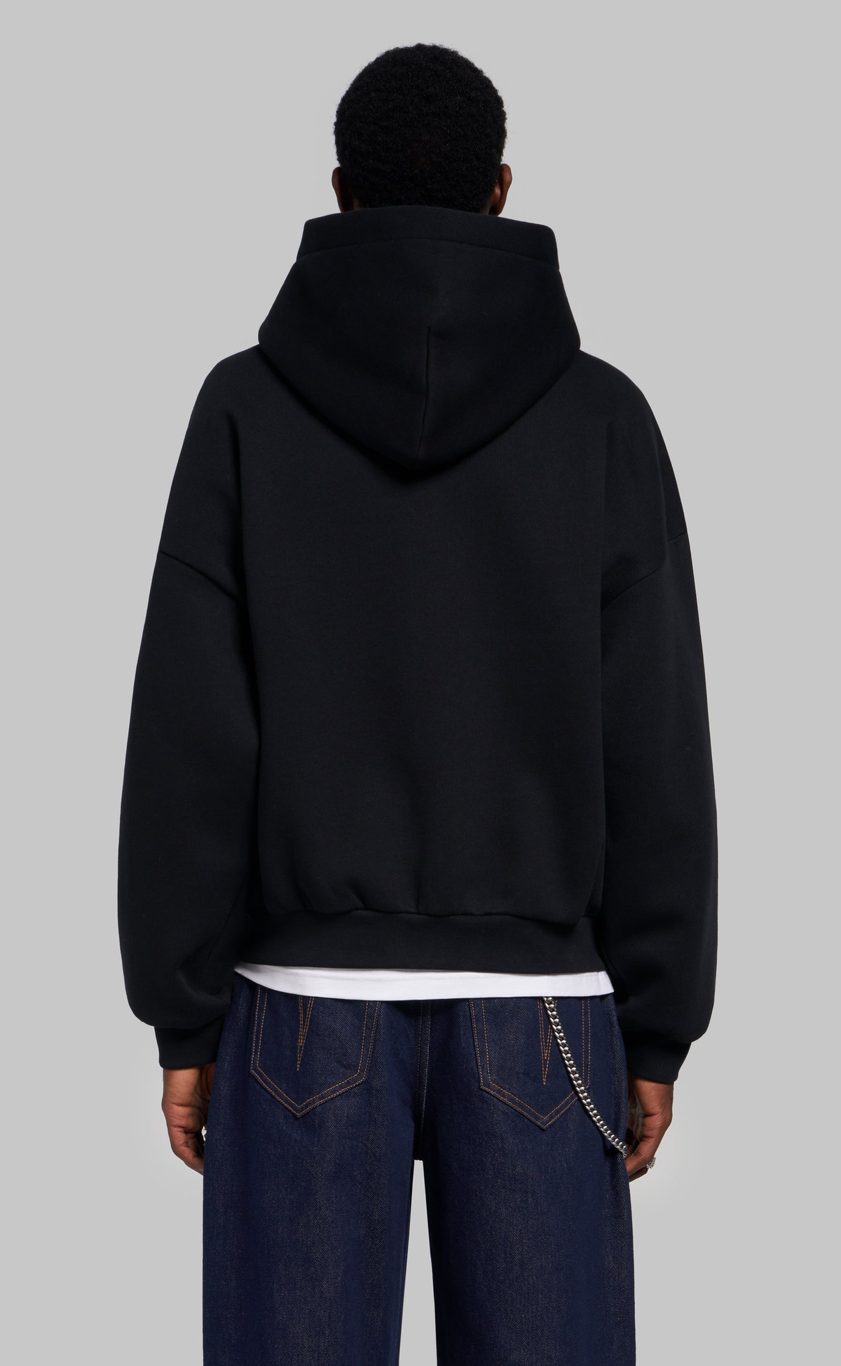 STUDIO ZIP BLACK BEAUTY HOODIE