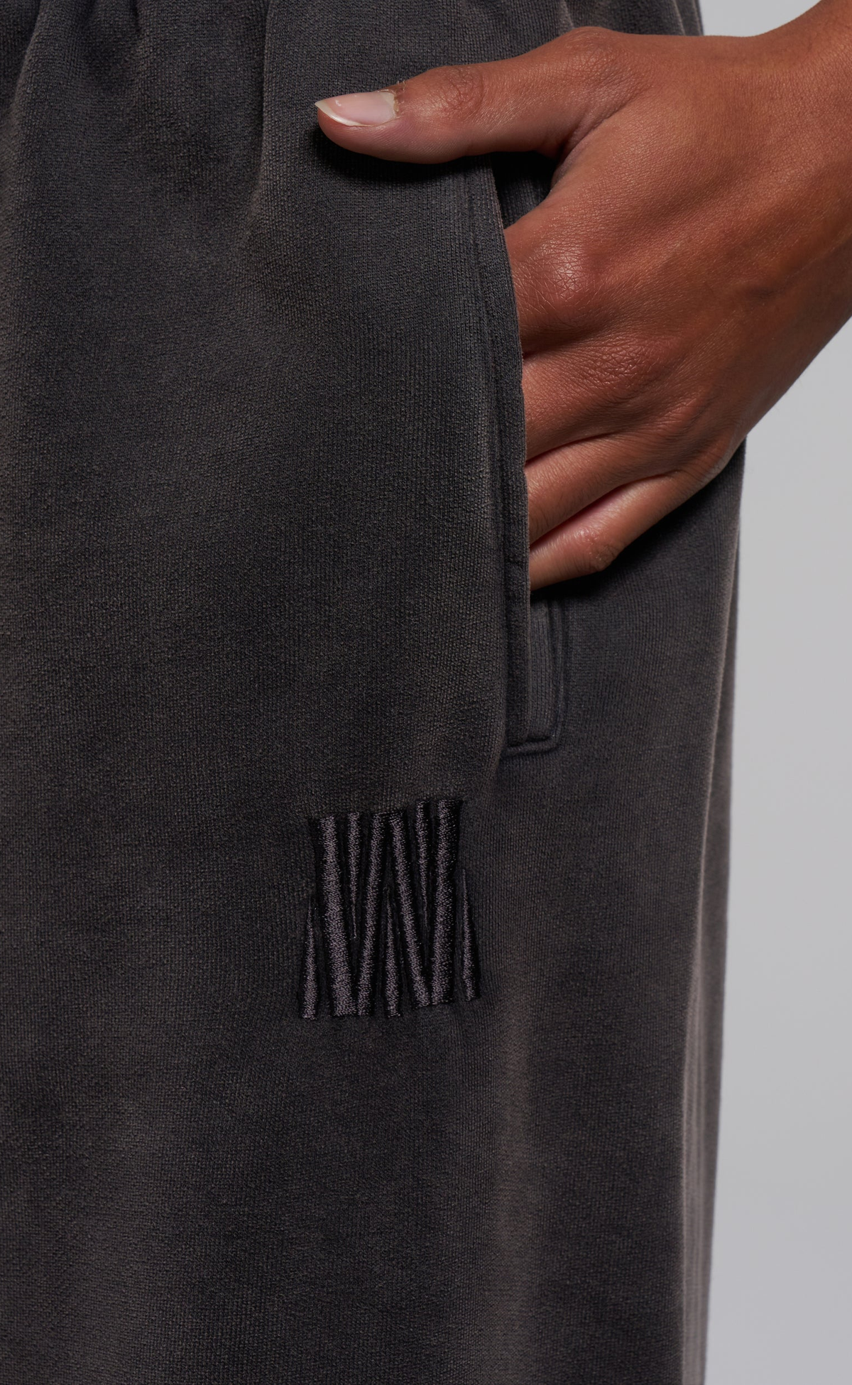 DEON BLACK VINTAGE SWEATPANTS
