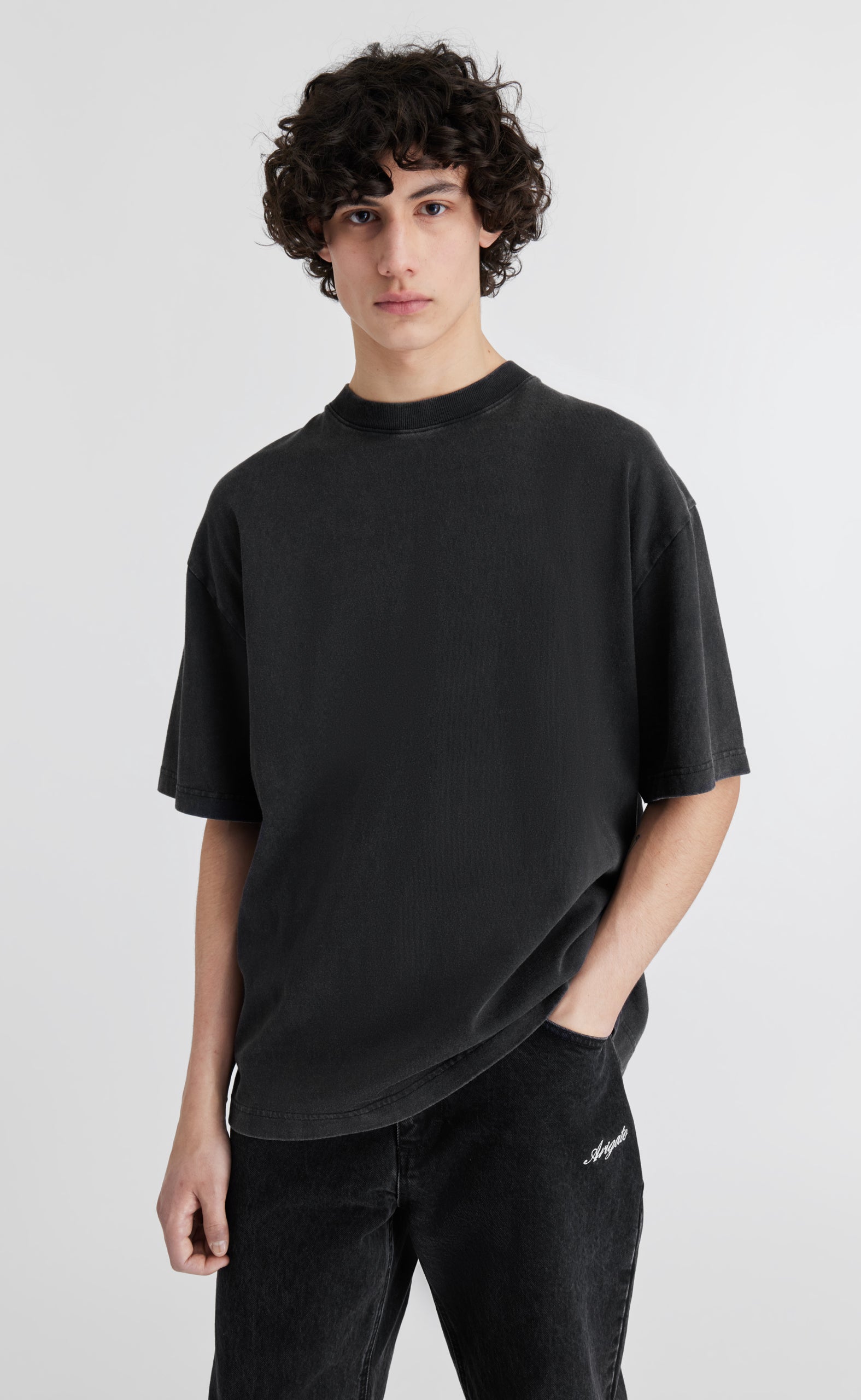 TYPO BLACK T-SHIRT