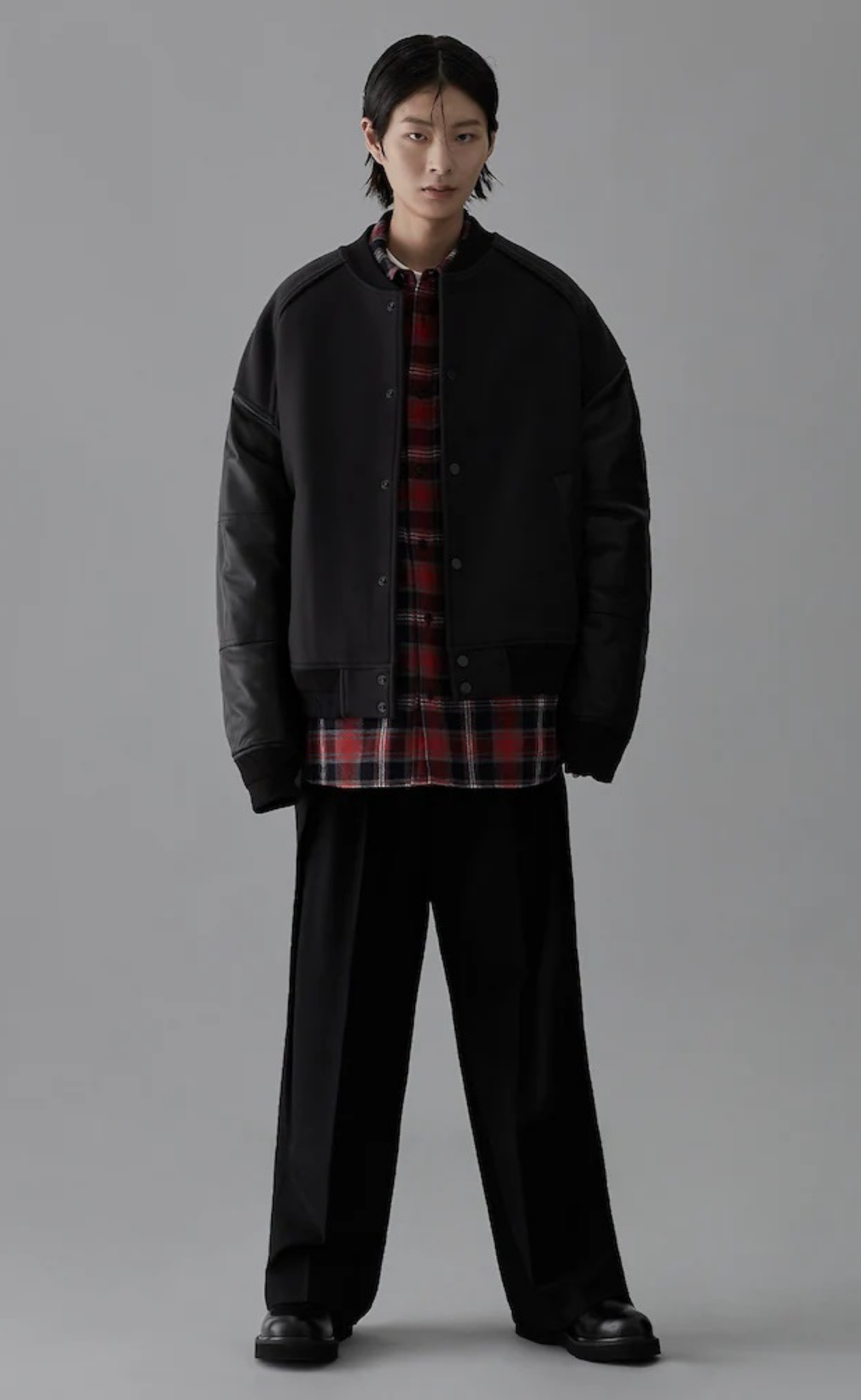VARSITY WITH LEATHER SLEEVE BLACK JACKET