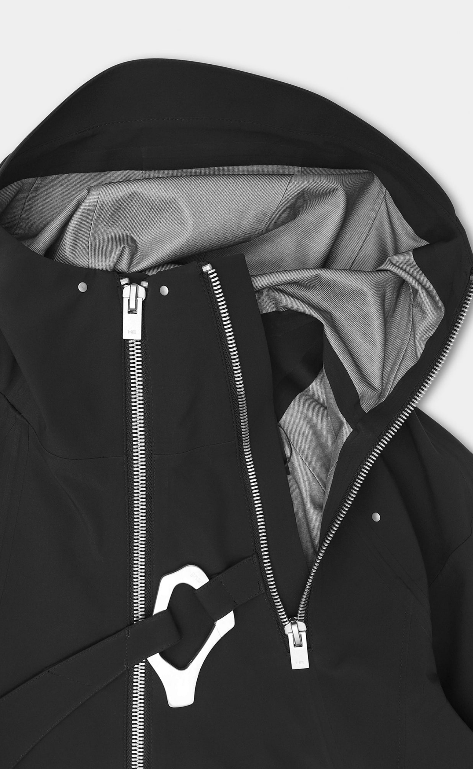 MOIRE TECHNICAL BLACK JACKET