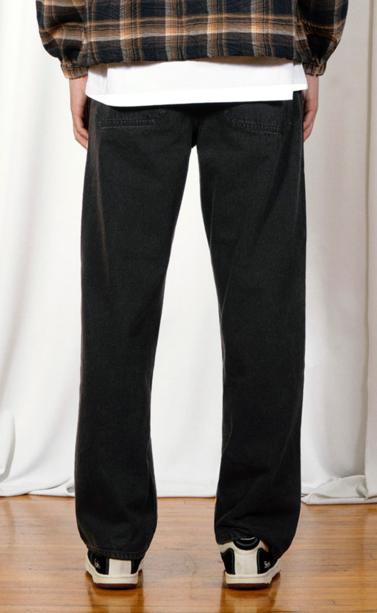 OIL BAGGY BROWN JEANS