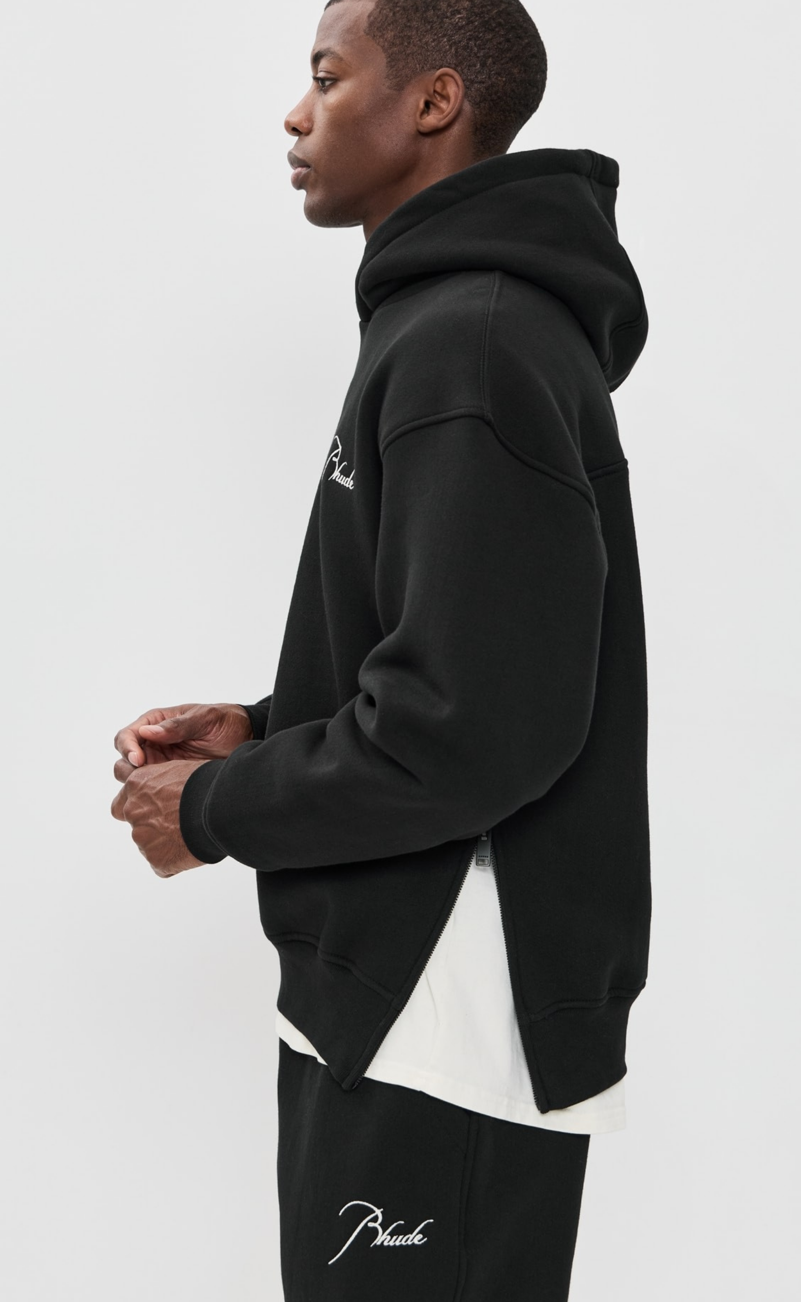 CLASSIQUE SIDE ZIP PULLOVER BLACK HOODIE