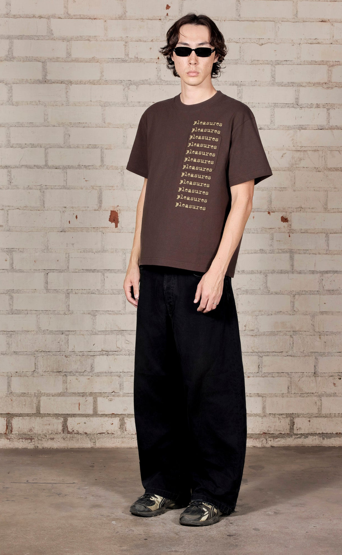 SLIP HEAVYWEIGHT POCKET BROWN T-SHIRT