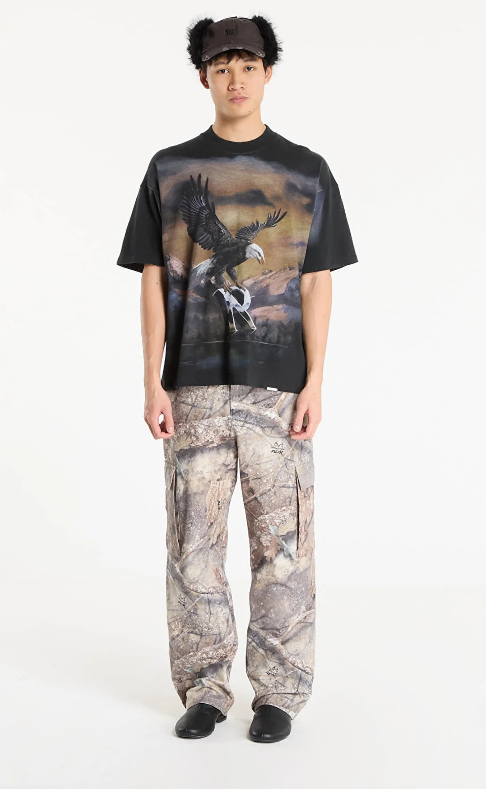 CHROME FLIGHT STAINED BLACK T-SHIRT