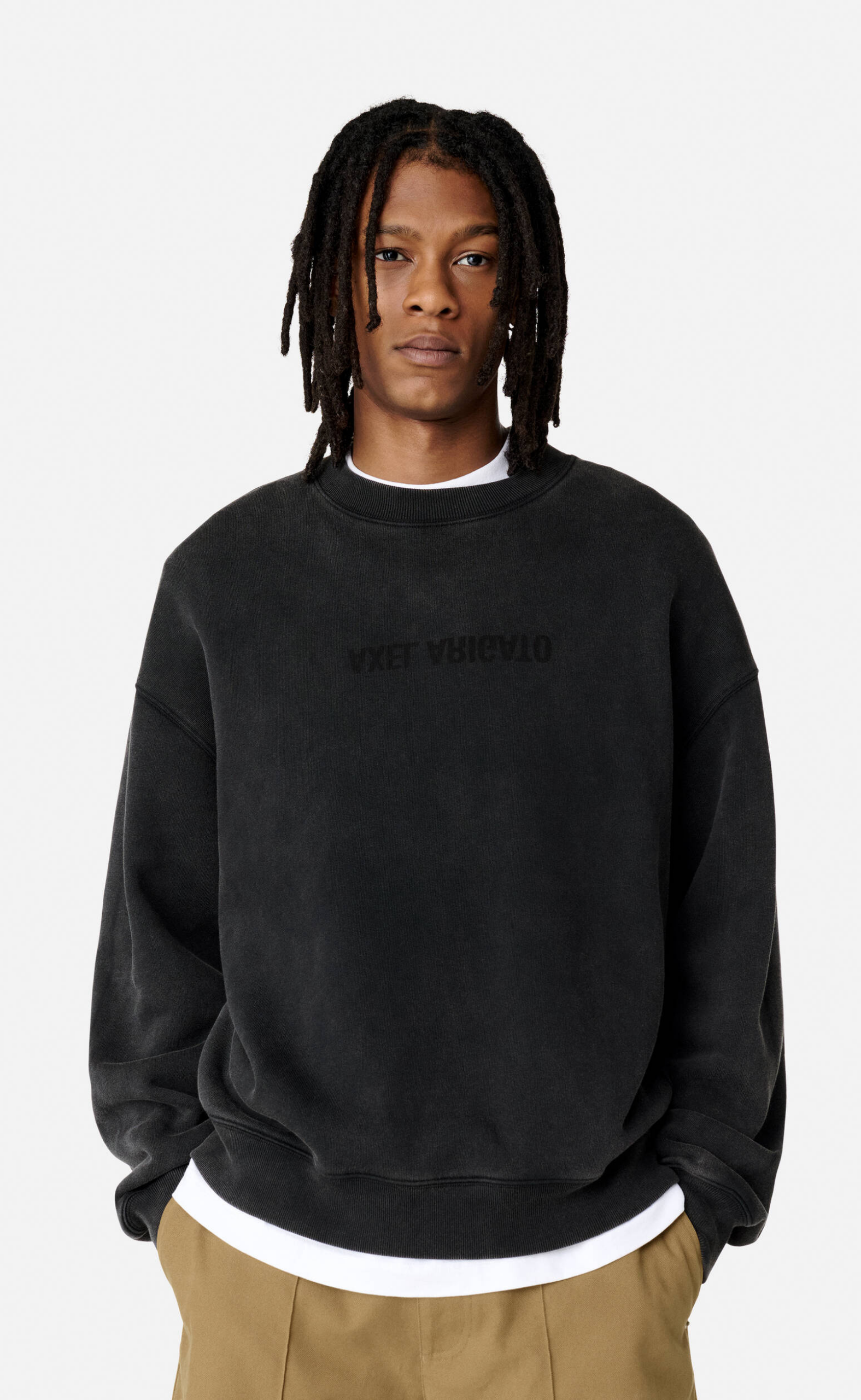 DISTORT WASHED BLACK CREWNECK