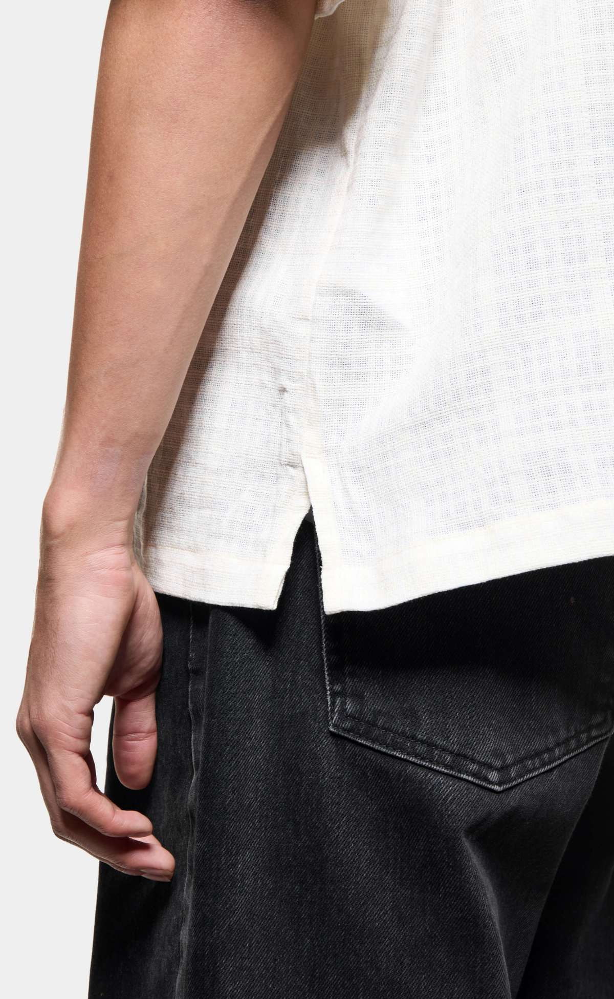 LOOSE WEAVE CHECK VACATION BONE SHIRT