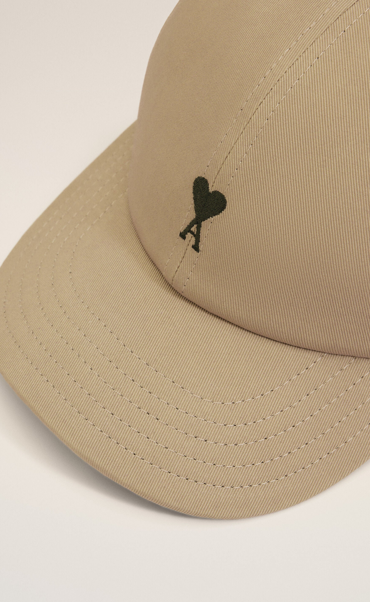 AMI DE COEUR EMBROIDERY TAUPE HAT
