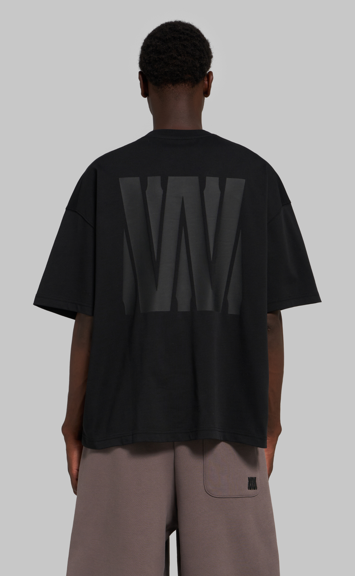 NENI BLACK T-SHIRT