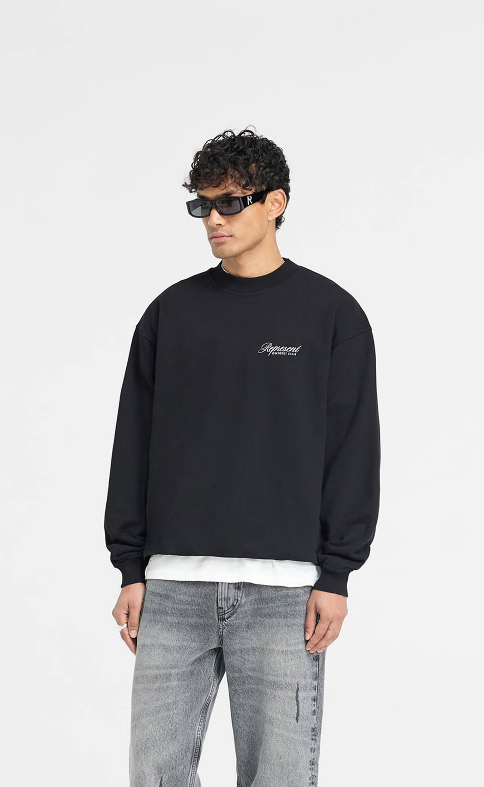 REPRESENT OWNERS CLUB SCRIPT BLACK CREWNECK