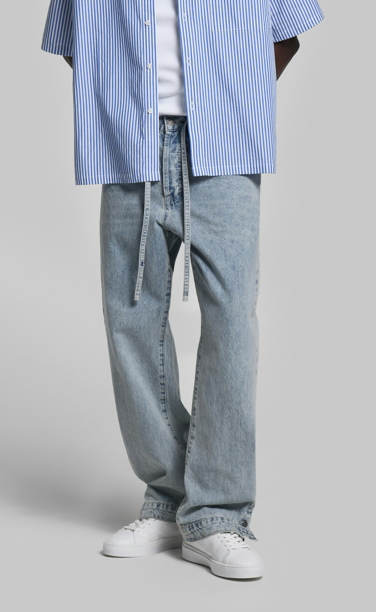 MAX V3 FADED BLUE JEANS