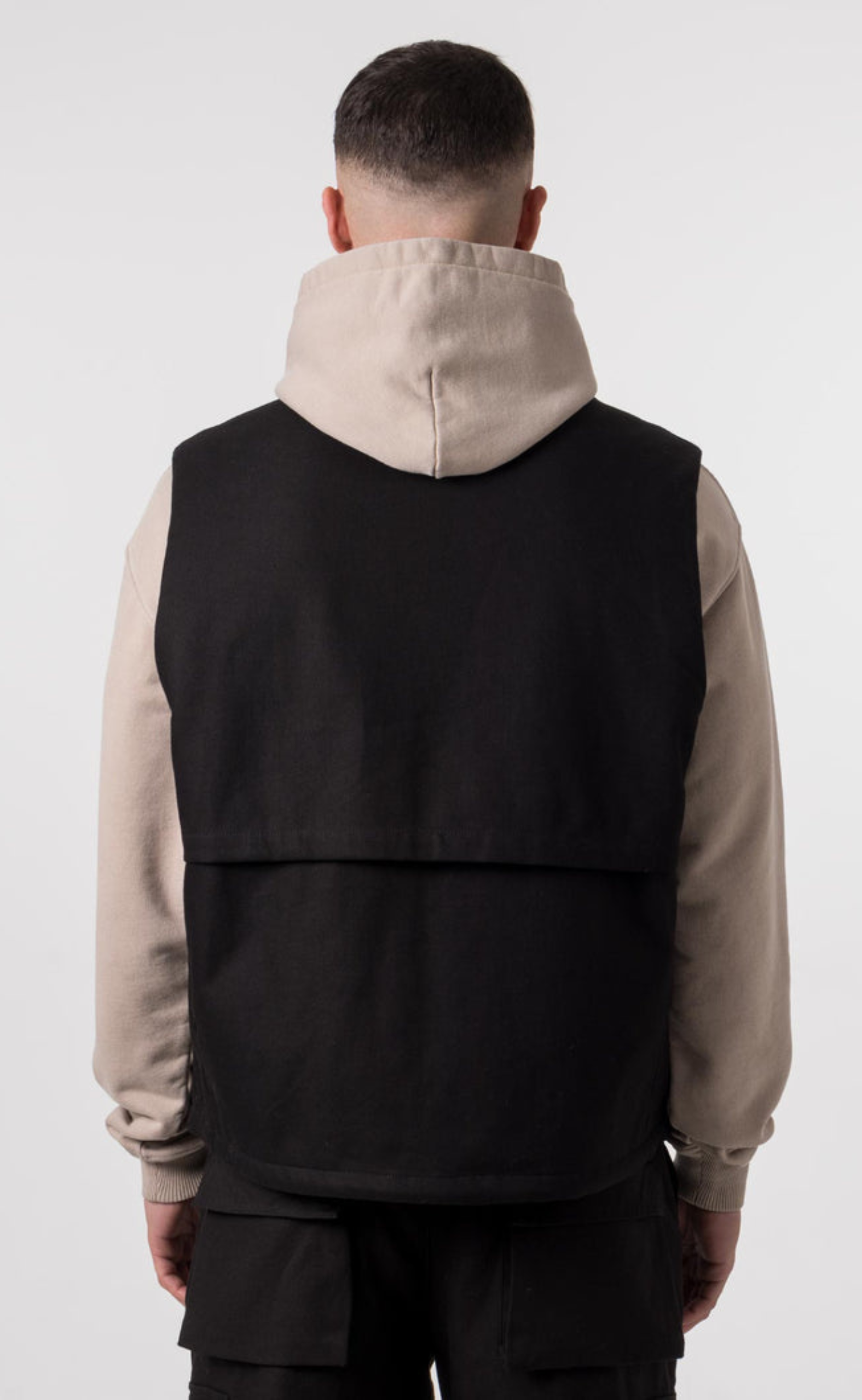 COLLARED BLACK GILET