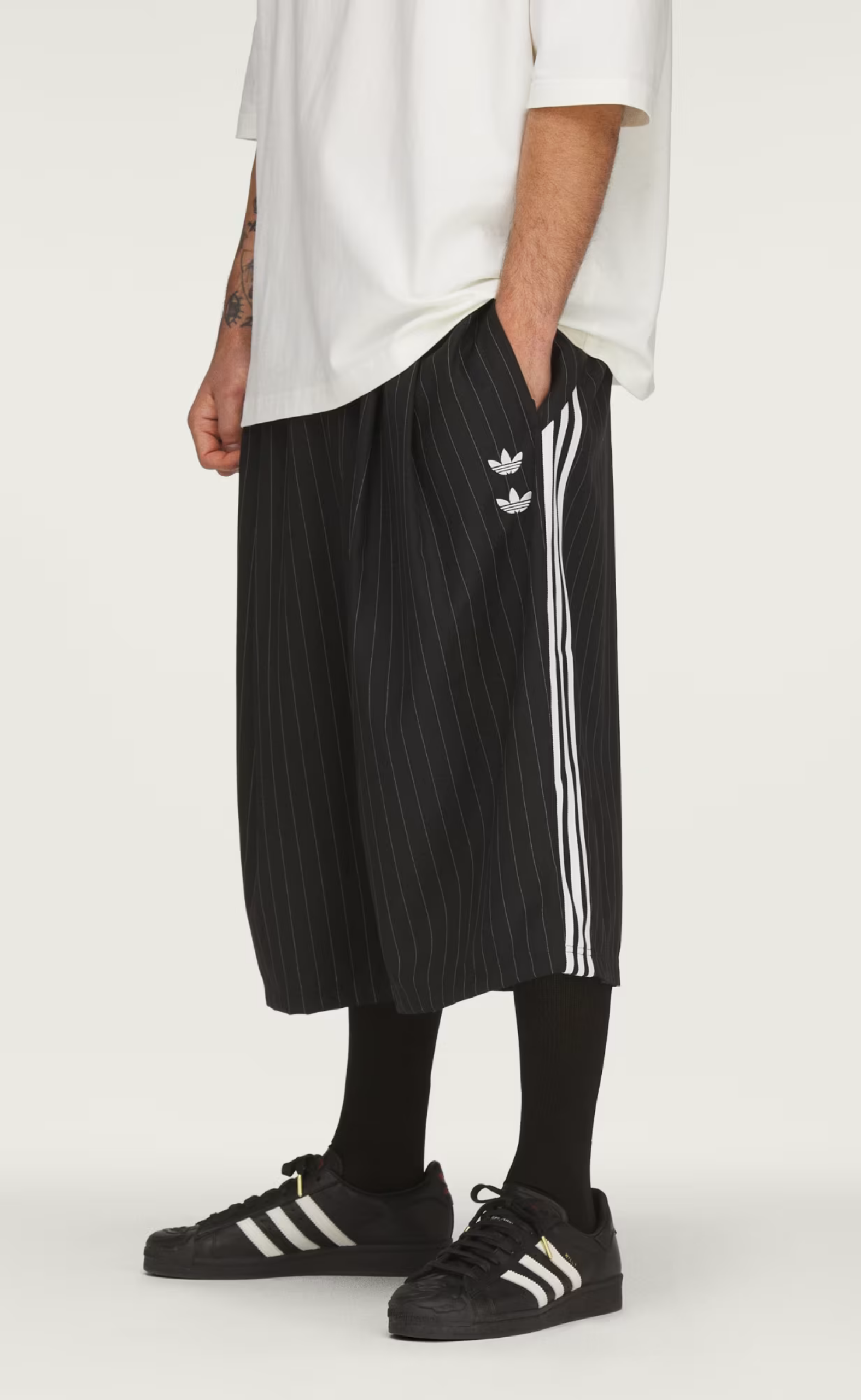 WC PINSTRIPE BLACK LONG SHORTS